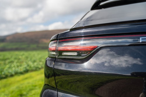 Porsche Cayenne 14