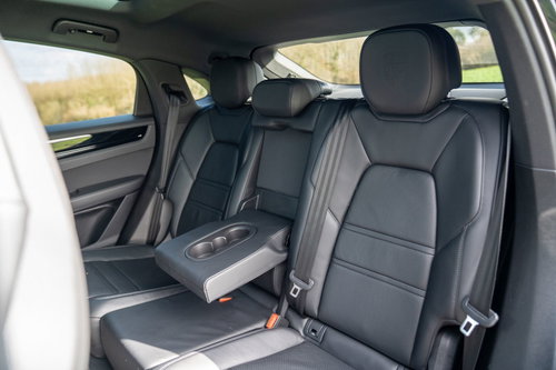 Porsche Cayenne 28