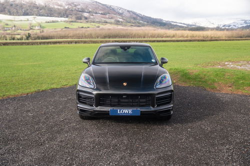 Porsche Cayenne 1