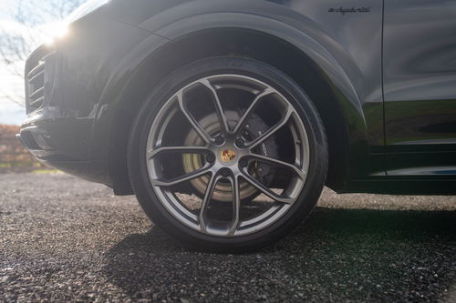 Porsche Cayenne 5