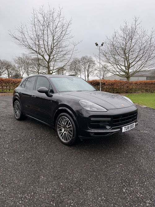 Porsche Cayenne 0