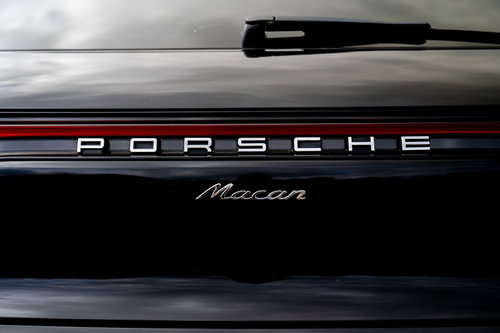 Porsche Macan 8