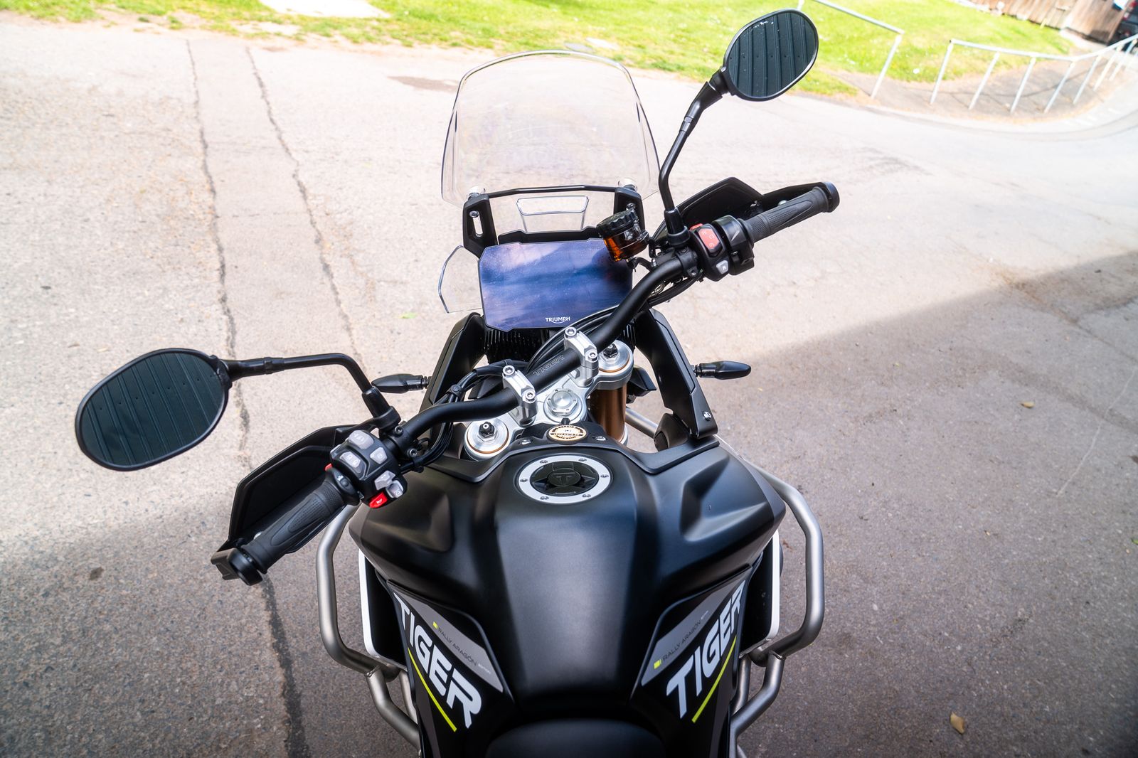 Triumph Tiger 900