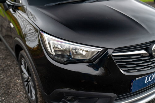 Vauxhall Crossland X 10