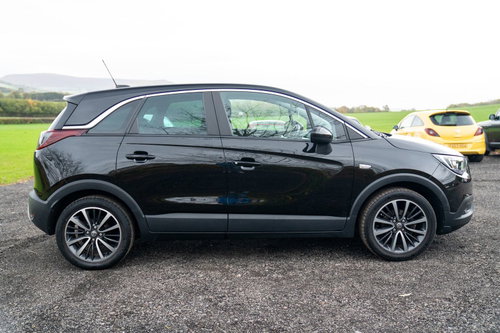 Vauxhall Crossland X 3
