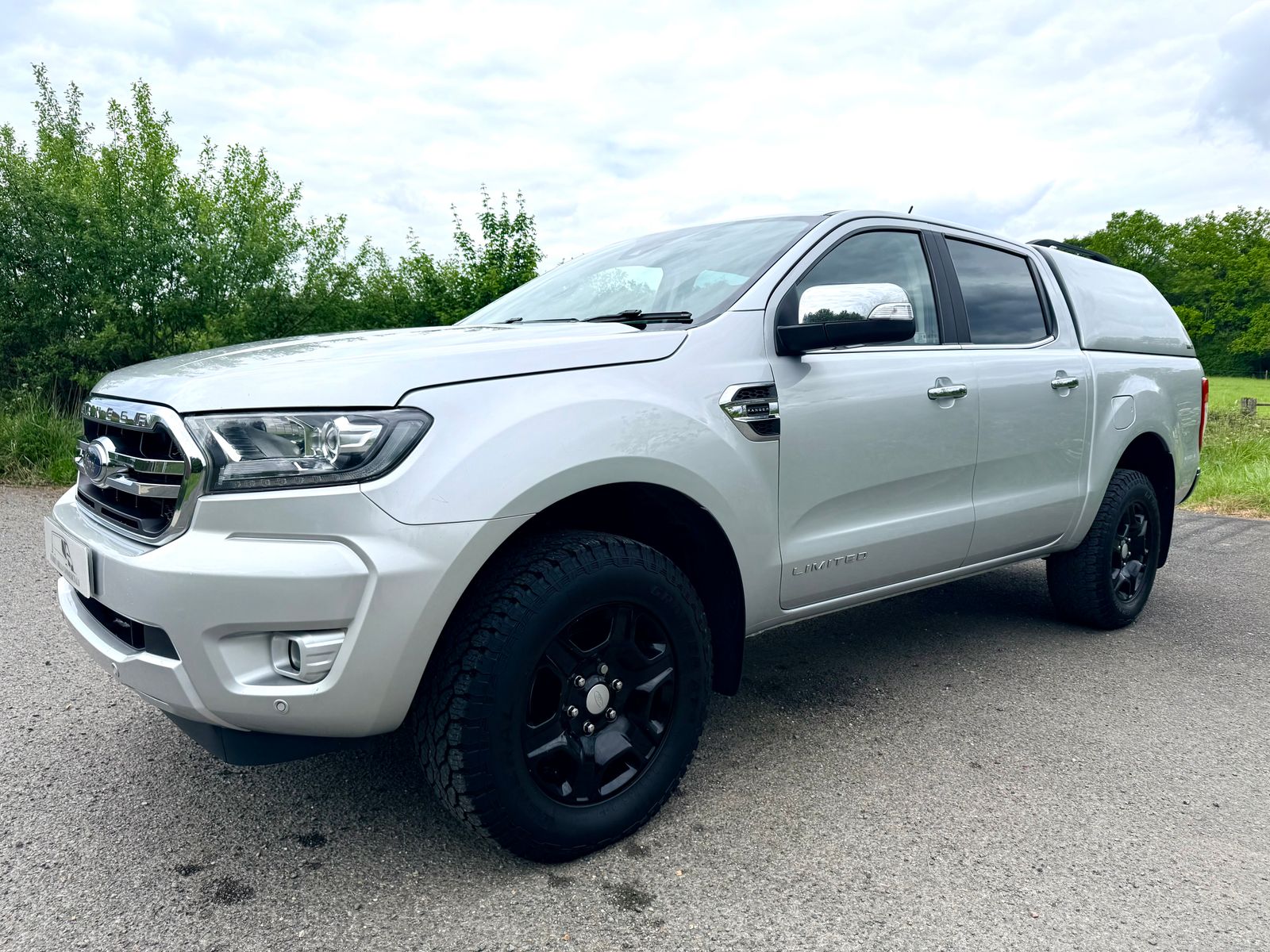 2020 Ford Ranger 2.0 EcoBlue Limited Pickup Double Cab 4dr Diesel Auto 4WD Euro 6 (s/s) (170 ps), exterior view 3