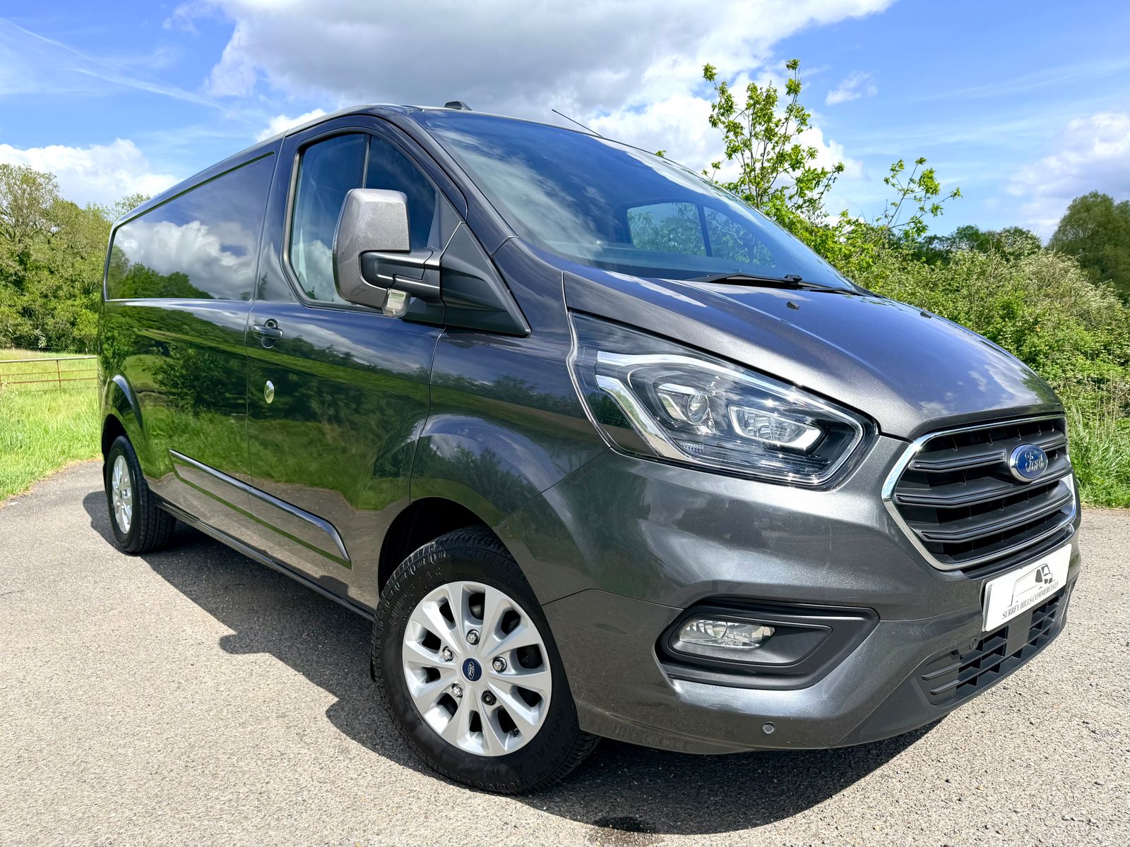 2019 Ford Transit Custom 2.0 300 EcoBlue Limited Panel Van 5dr Diesel Auto L2 H1 Euro 6 (s/s) (170 ps)