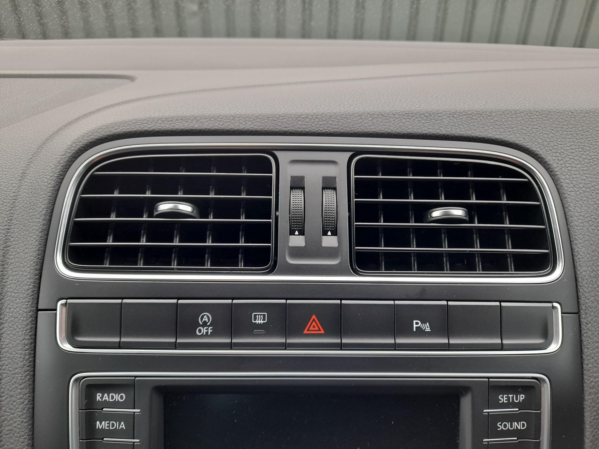 Volkswagen Polo 1.0 BlueMotion Tech Match Euro 6 (s/s) 3dr 3dr Manual 2016