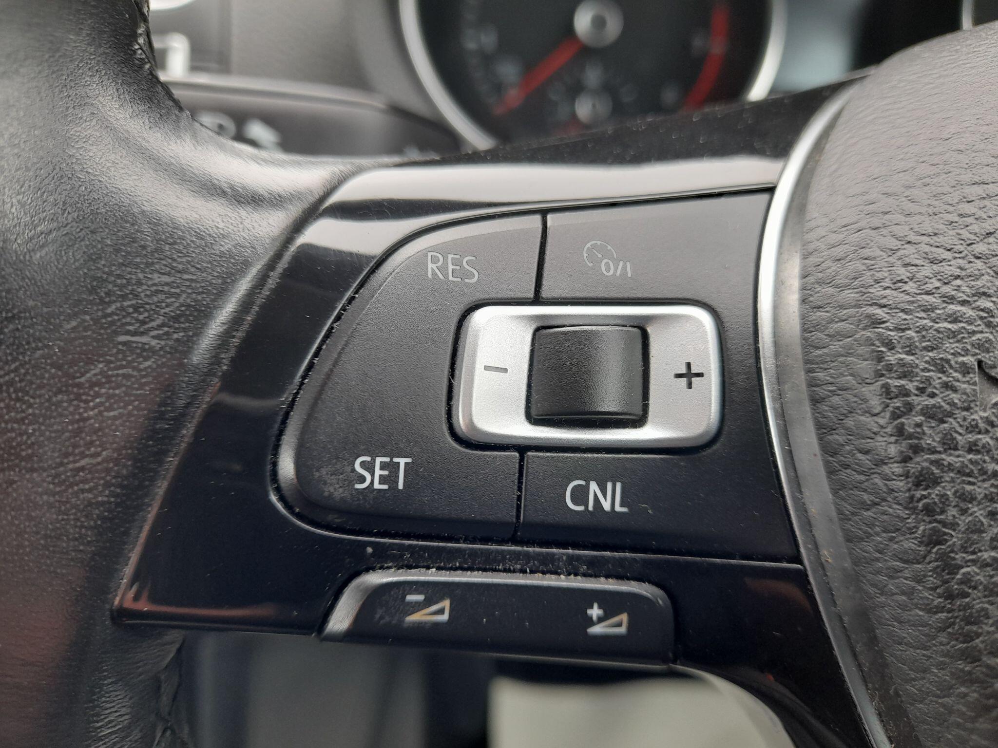 Volkswagen Polo 1.0 BlueMotion Tech Match Euro 6 (s/s) 3dr 3dr Manual 2016