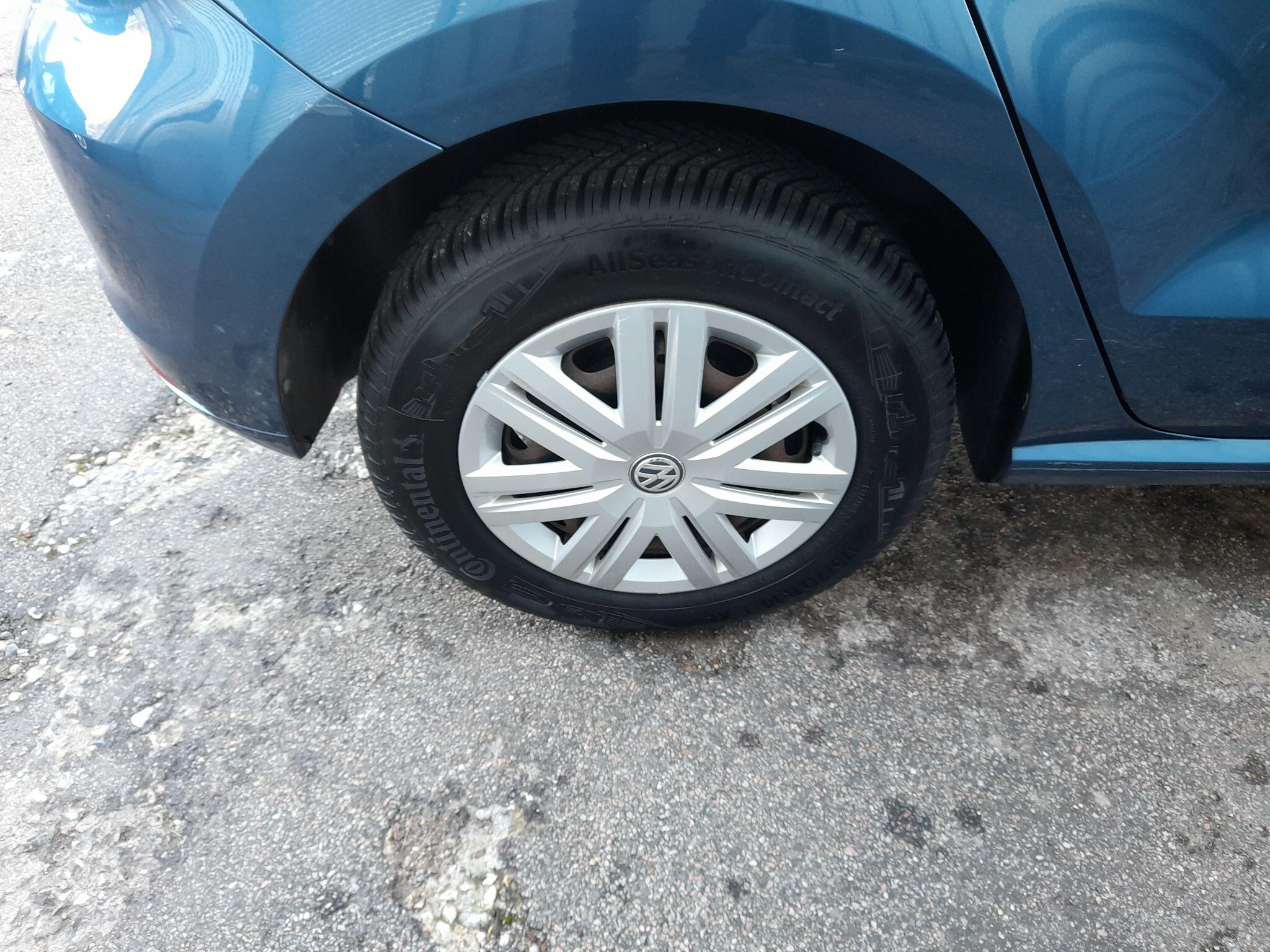 Volkswagen Polo 1.0 BlueMotion Tech S Euro 6 (s/s) 5dr (A/C) 5dr Manual 2016