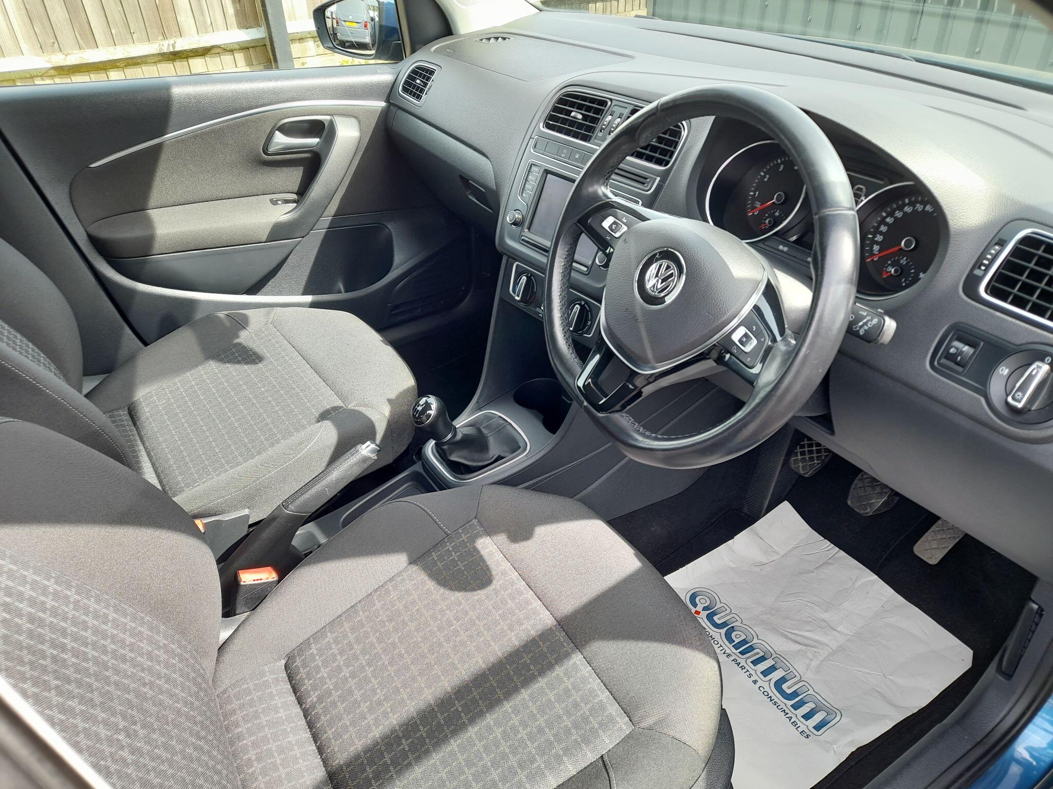 Volkswagen Polo 1.0 BlueMotion Tech SE Euro 6 (s/s) 5dr 5dr Manual 2015