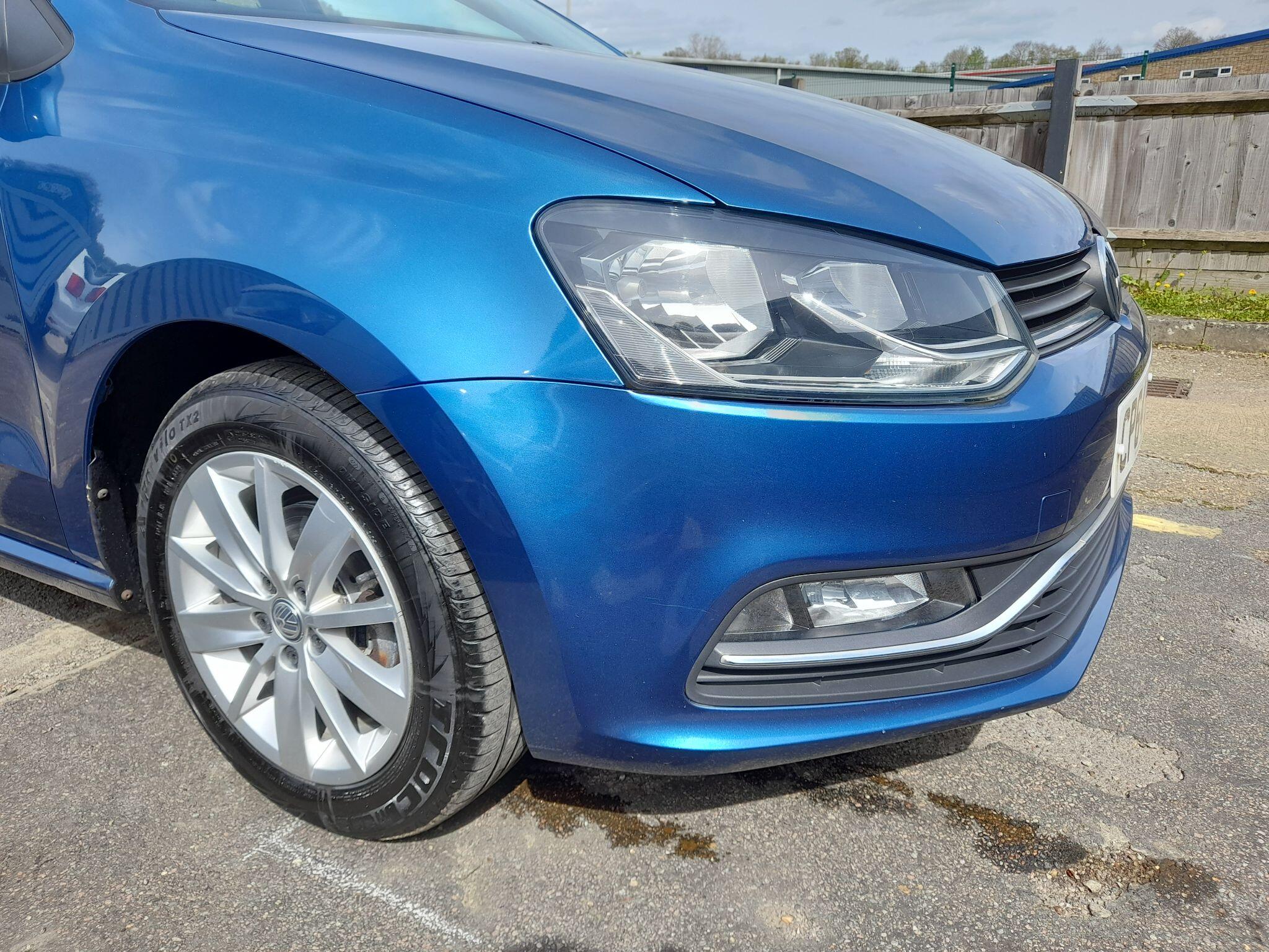 Volkswagen Polo 1.0 BlueMotion Tech SE Euro 6 (s/s) 5dr 5dr Manual 2015