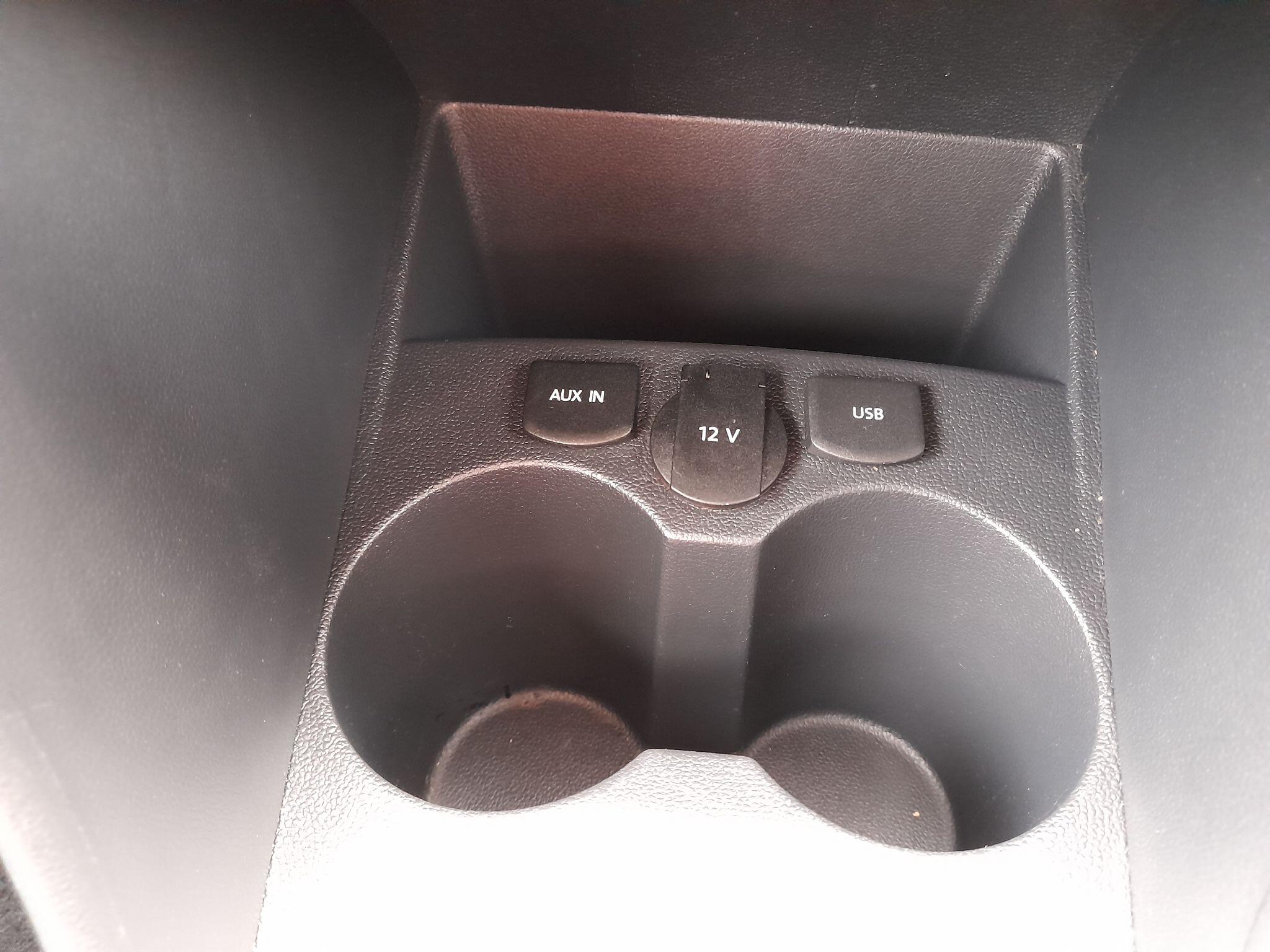 Volkswagen Polo 1.0 BlueMotion Tech SE Euro 6 (s/s) 5dr 5dr Manual 2015