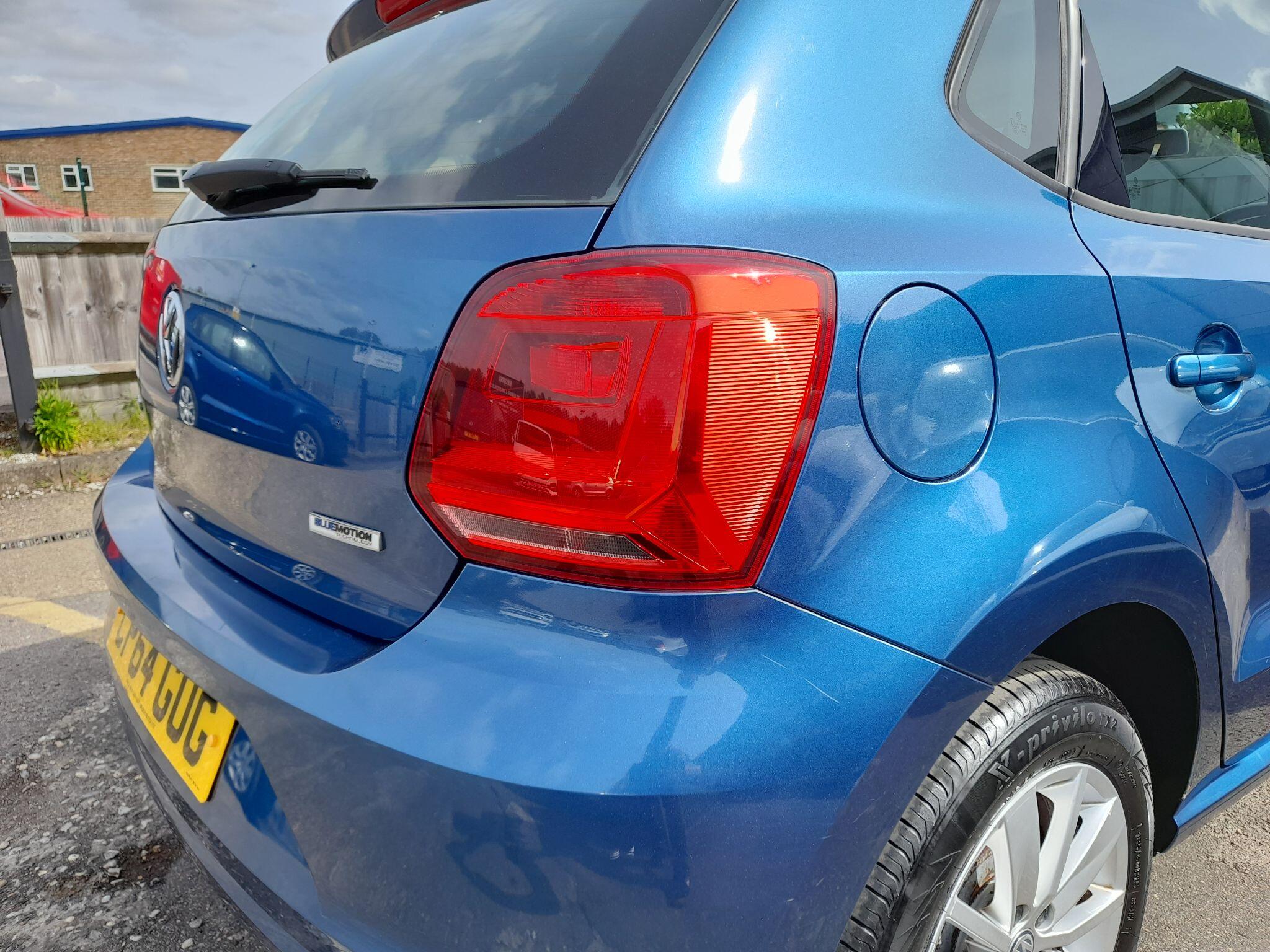 Volkswagen Polo 1.0 BlueMotion Tech SE Euro 6 (s/s) 5dr 5dr Manual 2015