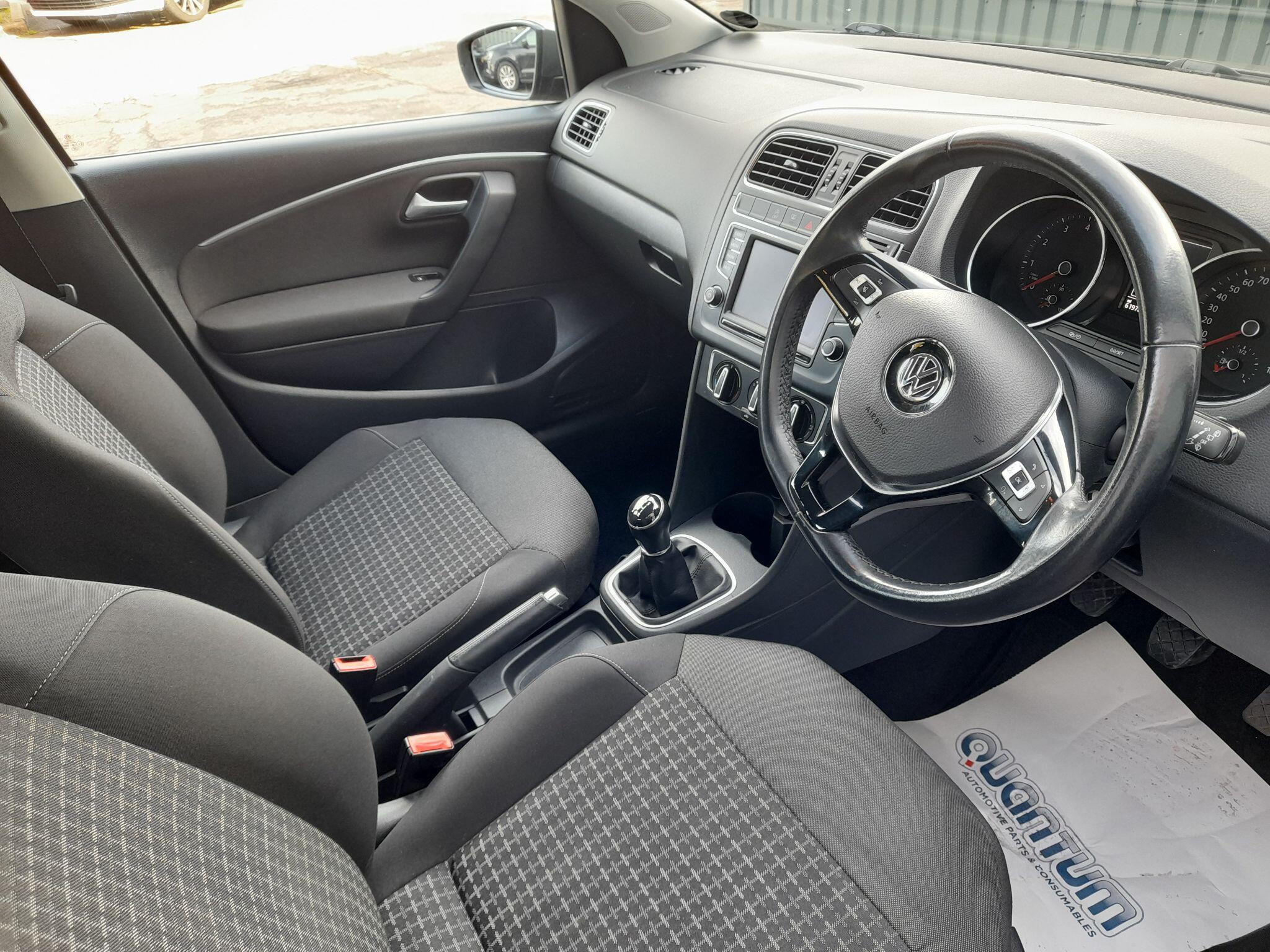 Volkswagen Polo 1.0 BlueMotion Tech SE Euro 6 (s/s) 5dr 5dr Manual 2014