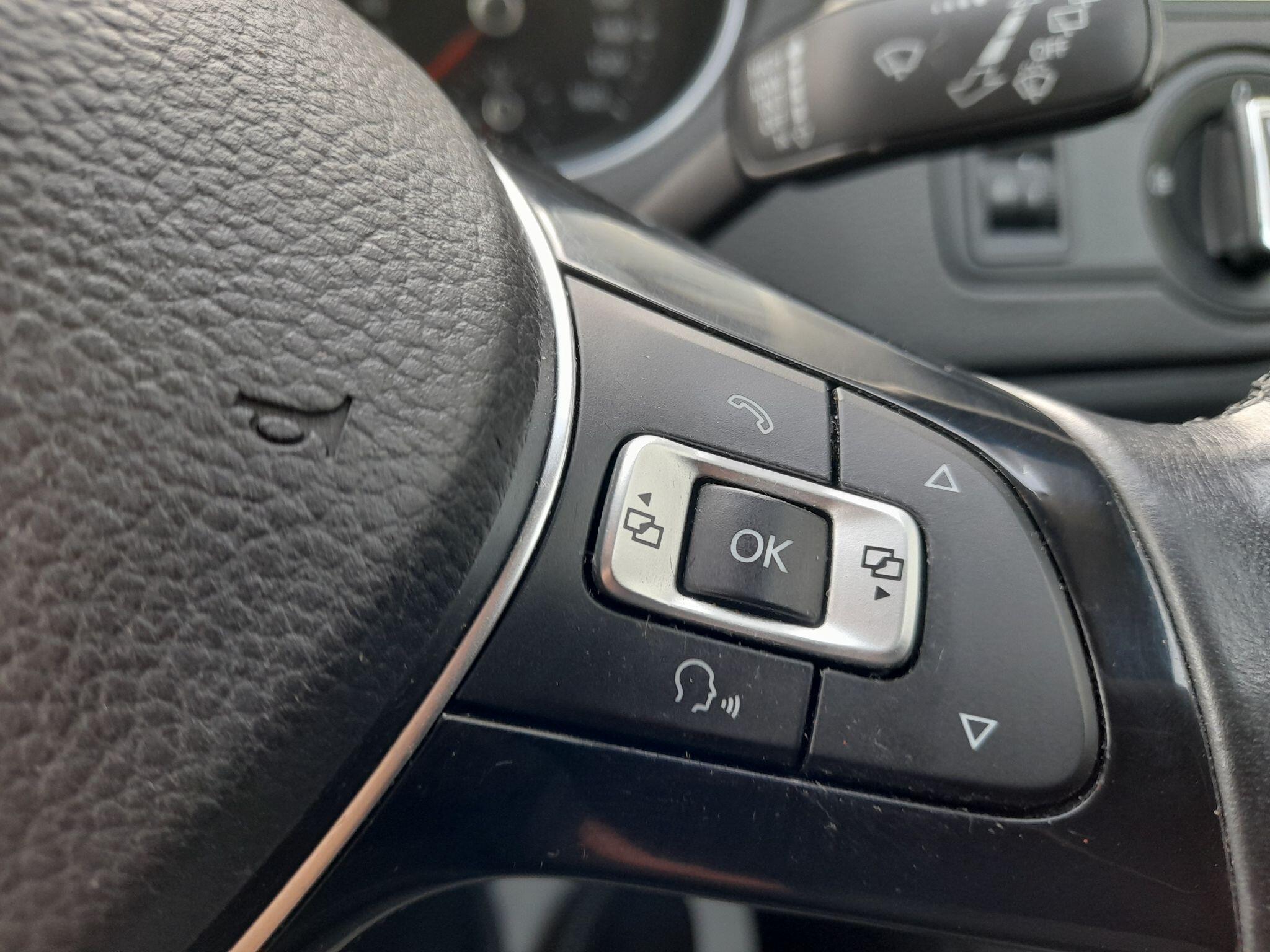 Volkswagen Polo 1.0 BlueMotion Tech SE Euro 6 (s/s) 5dr 5dr Manual 2014