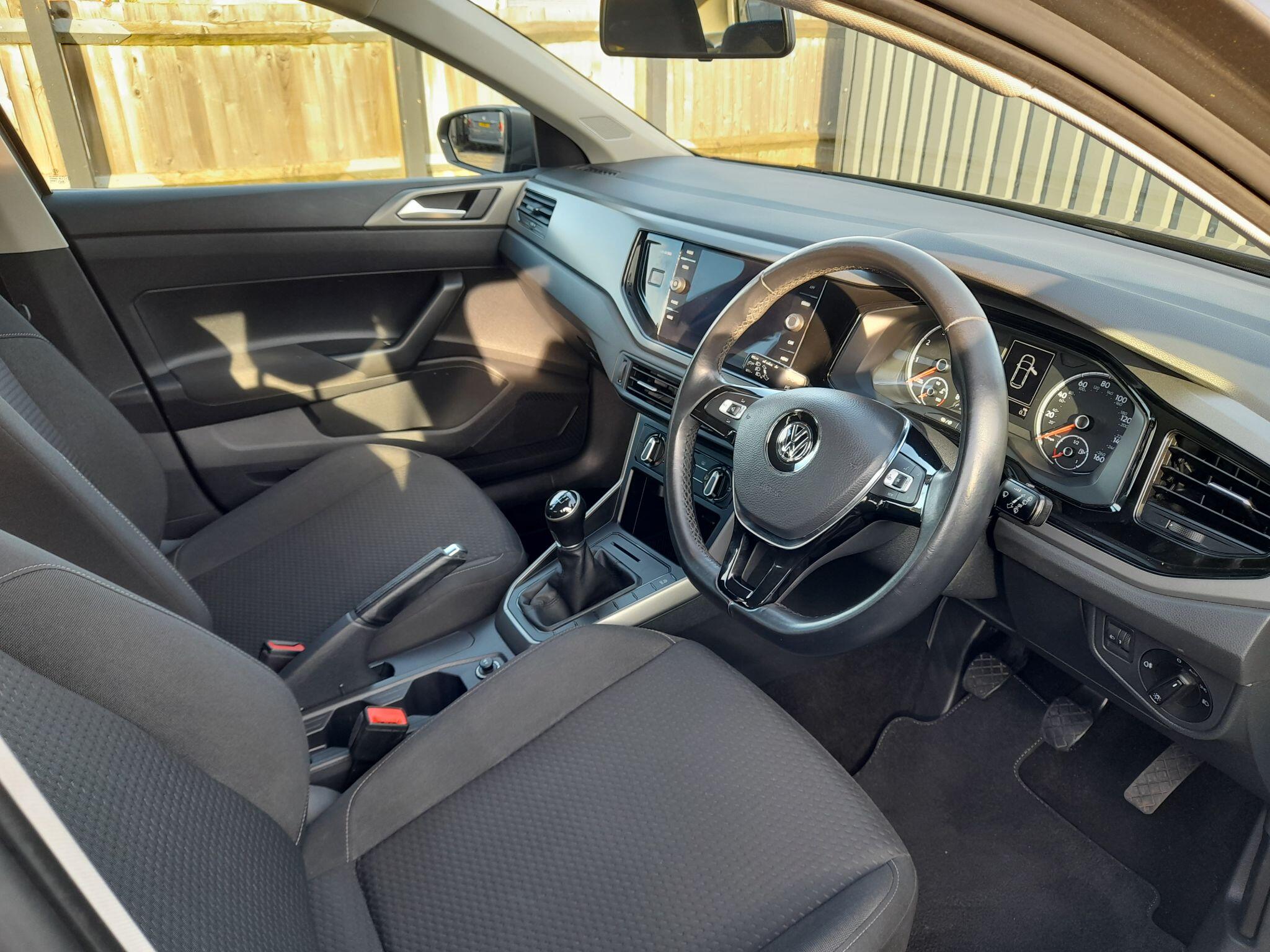 Volkswagen Polo 1.0 TSI SE Euro 6 (s/s) 5dr 5dr Manual 2018