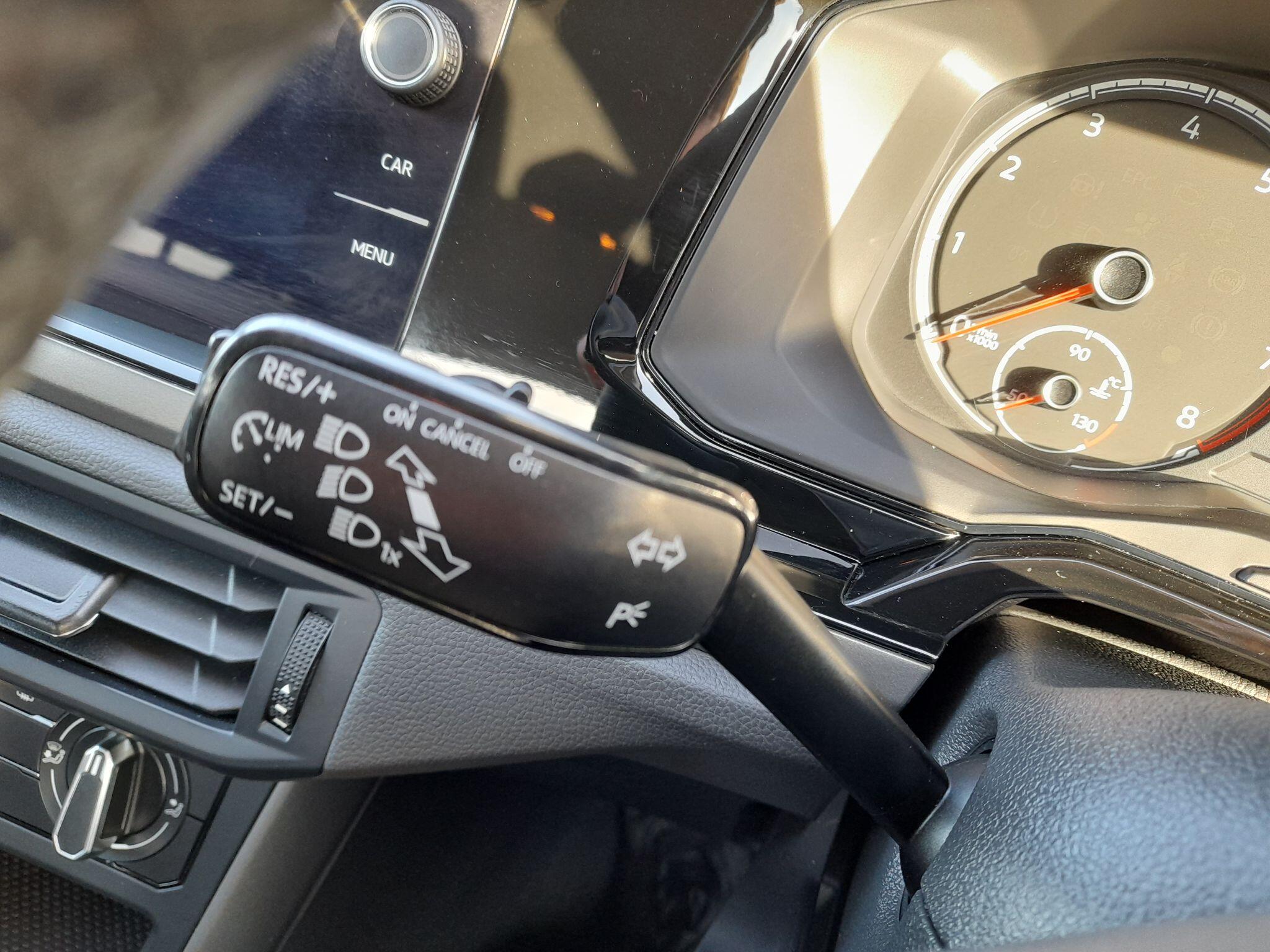 Volkswagen Polo 1.0 TSI SE Euro 6 (s/s) 5dr 5dr Manual 2018