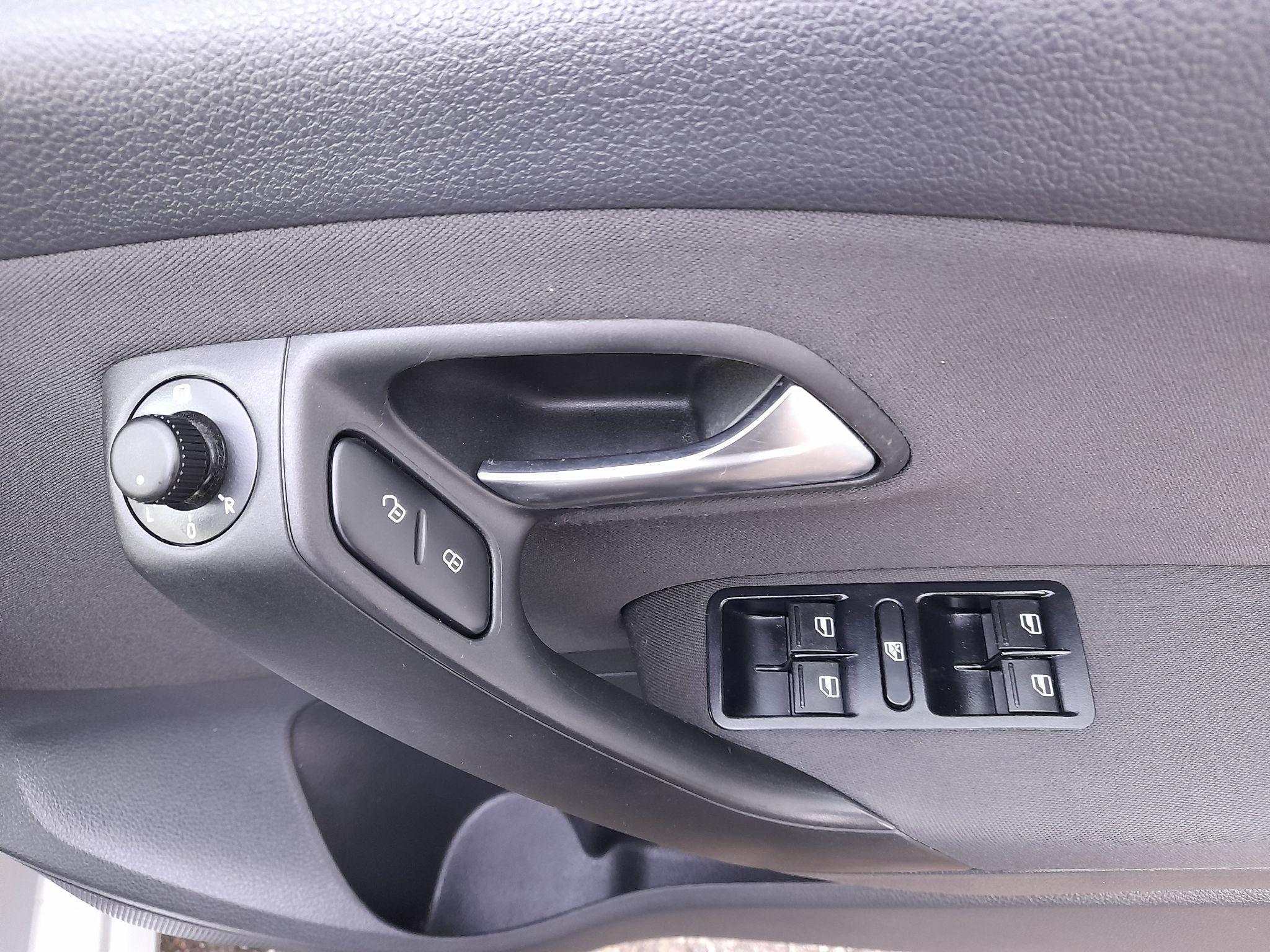 Volkswagen Polo 1.2 Match Euro 5 5dr 5dr Manual 2013