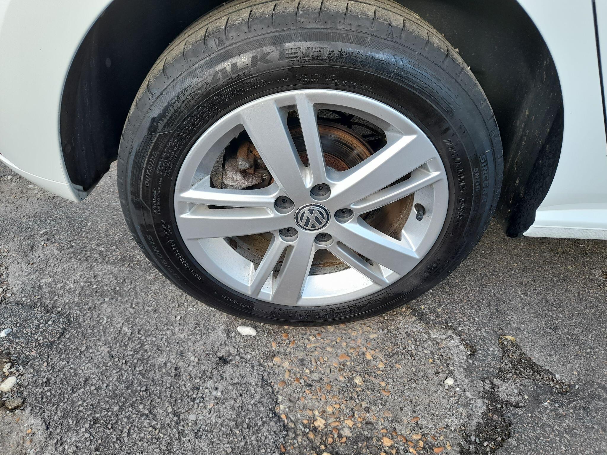 Volkswagen Polo 1.2 TSI BlueMotion Tech Match Euro 6 (s/s) 5dr 5dr Manual 2017