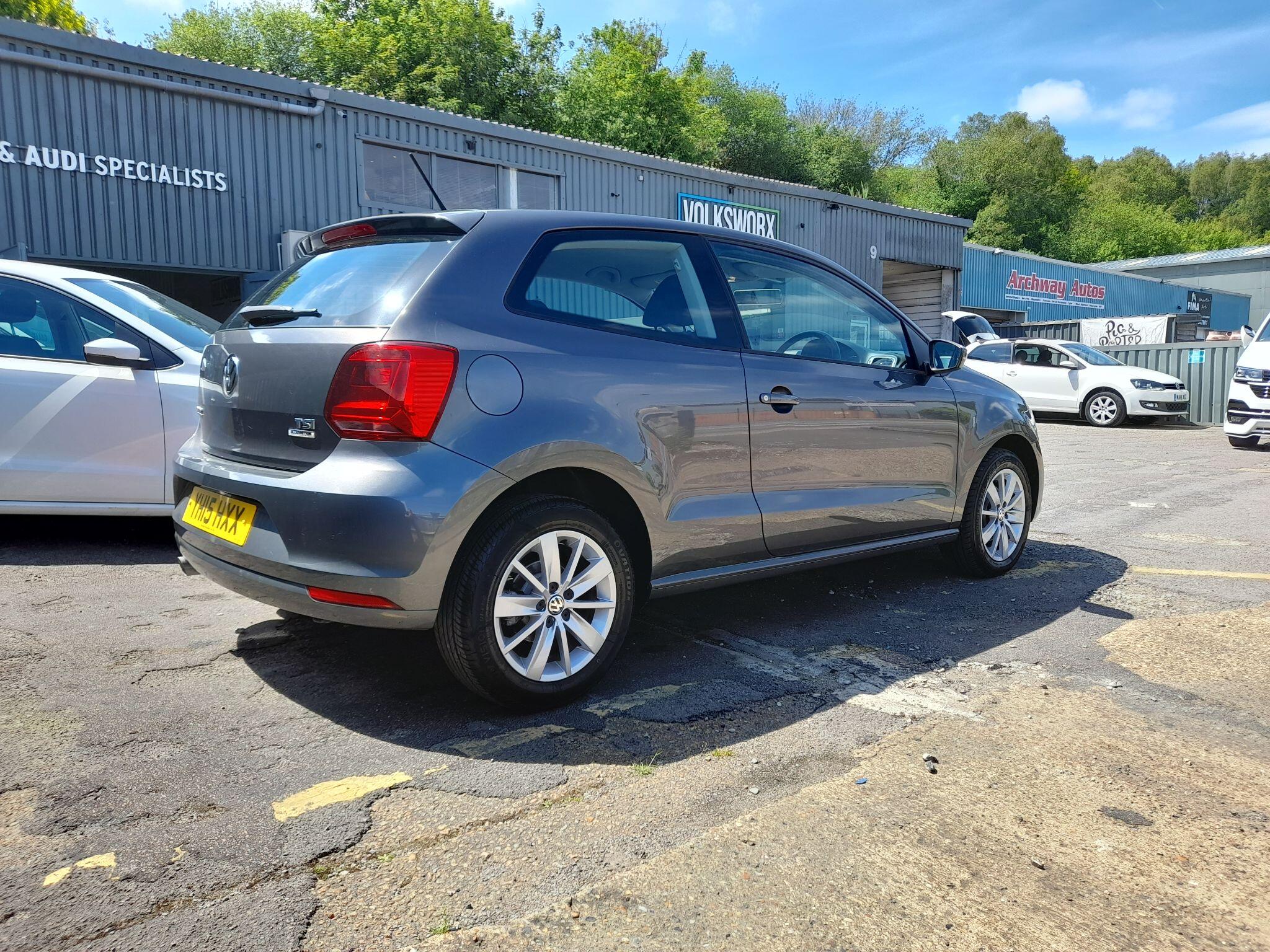 Volkswagen Polo 1.2 TSI BlueMotion Tech SE Euro 6 (s/s) 3dr 3dr Manual 2015