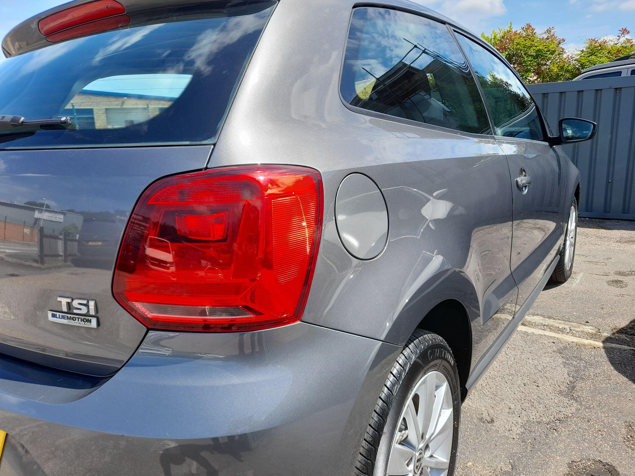 Volkswagen Polo 1.2 TSI BlueMotion Tech SE Euro 6 (s/s) 3dr 3dr Manual 2015