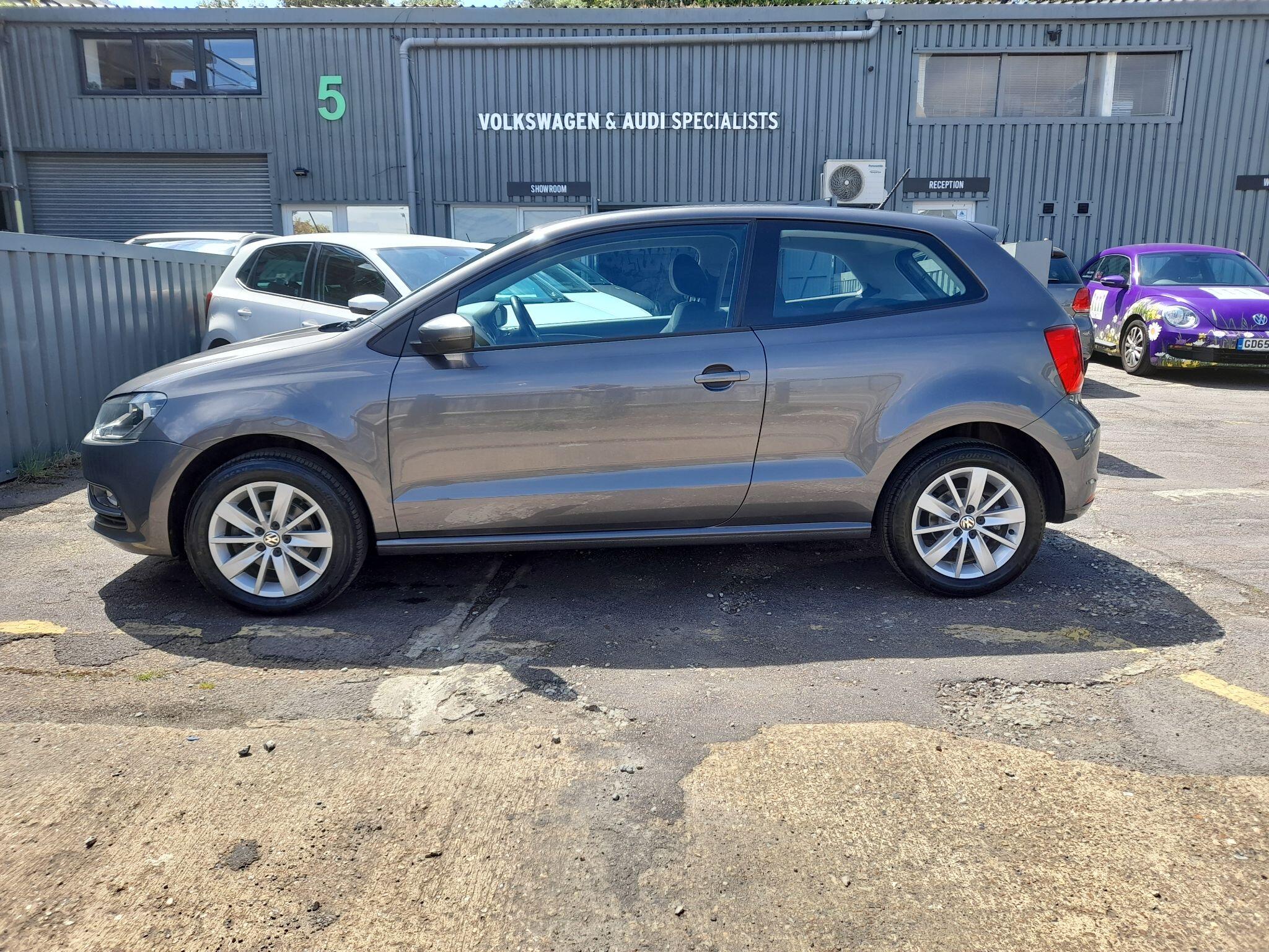 Volkswagen Polo 1.2 TSI BlueMotion Tech SE Euro 6 (s/s) 3dr 3dr Manual 2015