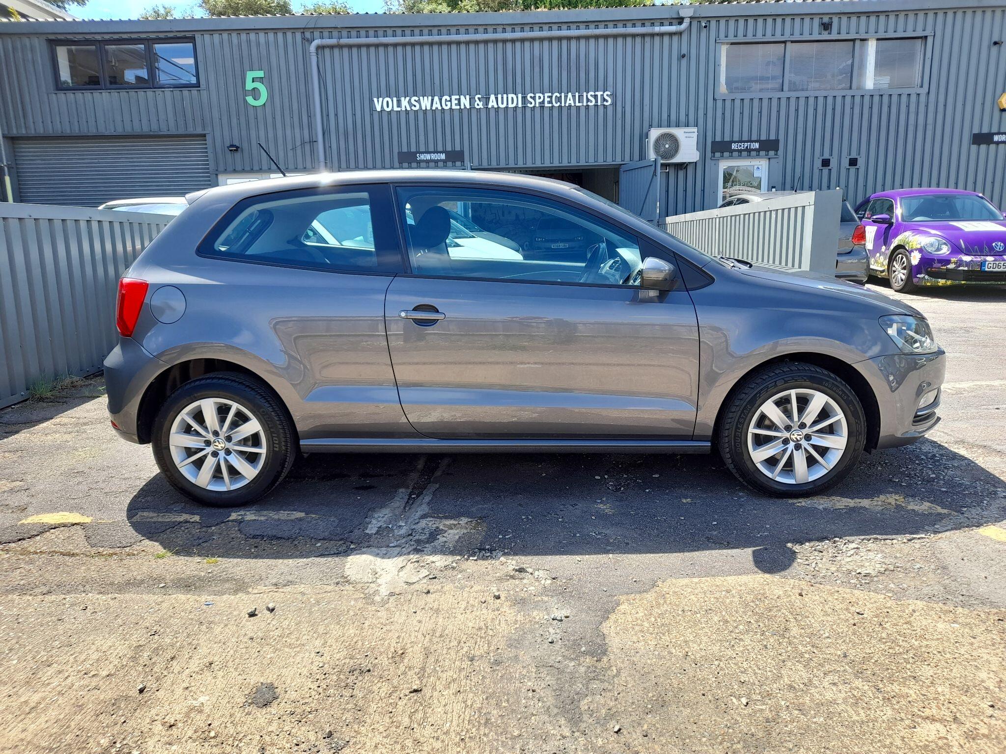 Volkswagen Polo 1.2 TSI BlueMotion Tech SE Euro 6 (s/s) 3dr 3dr Manual 2015