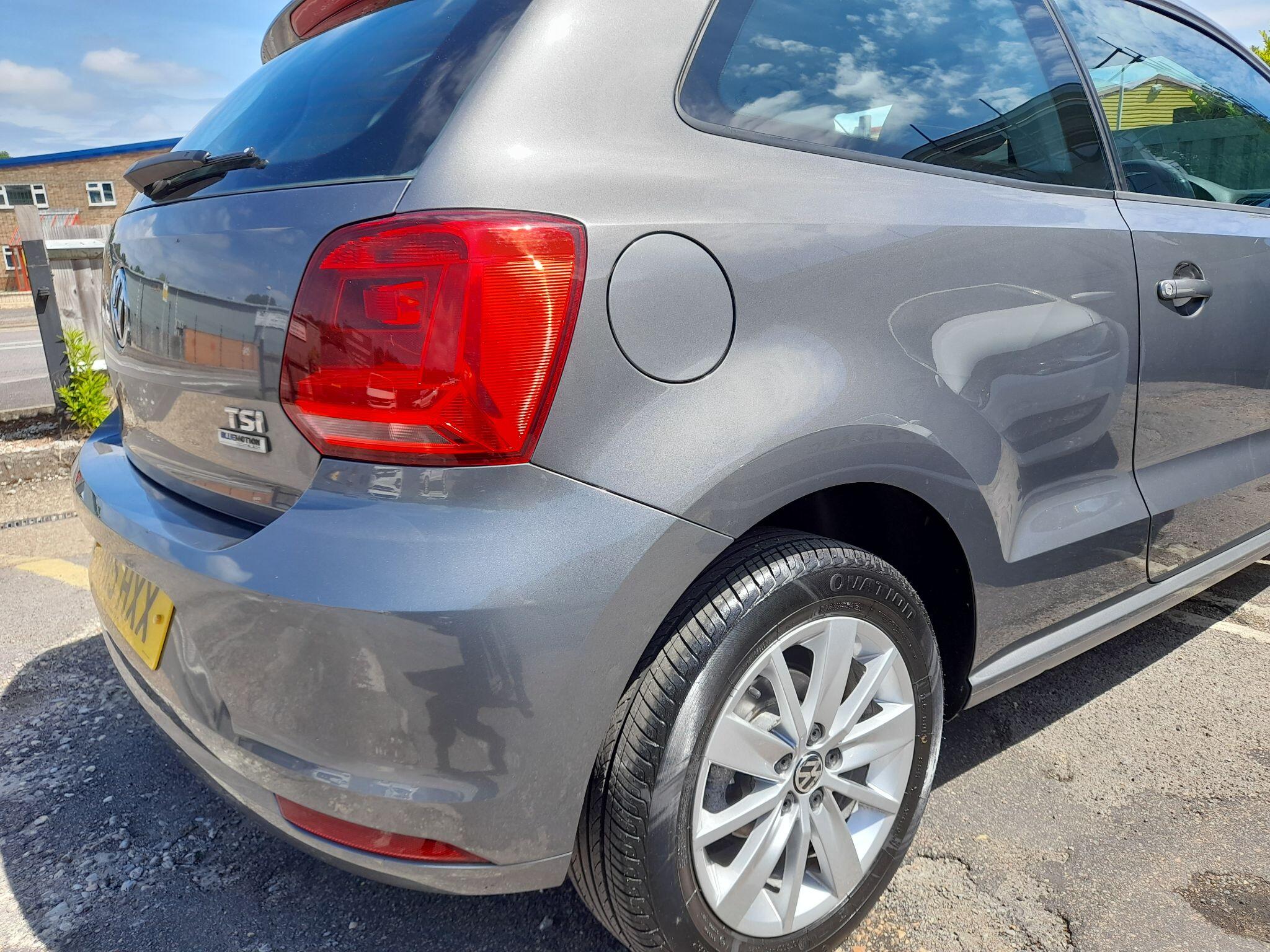 Volkswagen Polo 1.2 TSI BlueMotion Tech SE Euro 6 (s/s) 3dr 3dr Manual 2015
