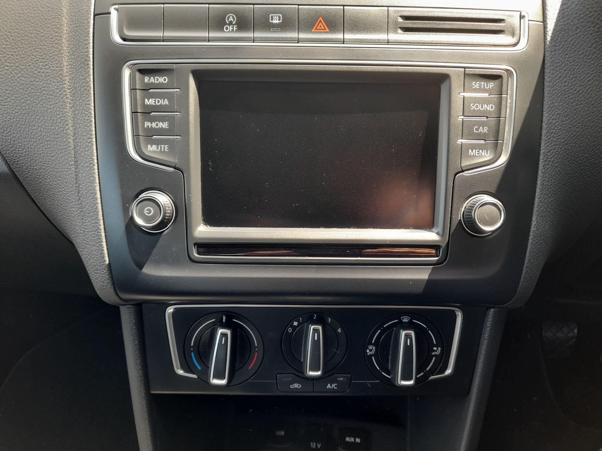 Volkswagen Polo 1.2 TSI BlueMotion Tech SE Euro 6 (s/s) 3dr 3dr Manual 2015