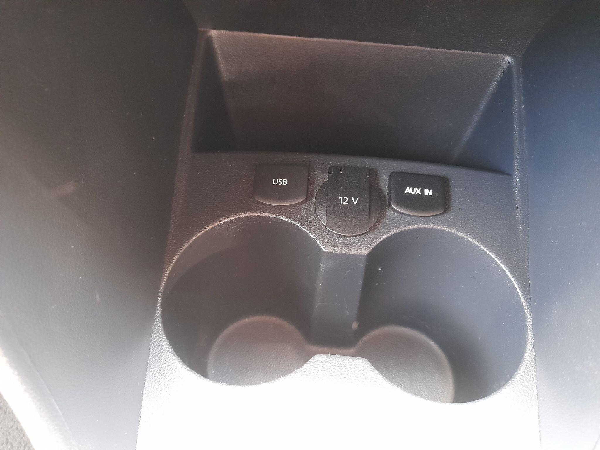 Volkswagen Polo 1.2 TSI BlueMotion Tech SE Euro 6 (s/s) 3dr 3dr Manual 2015