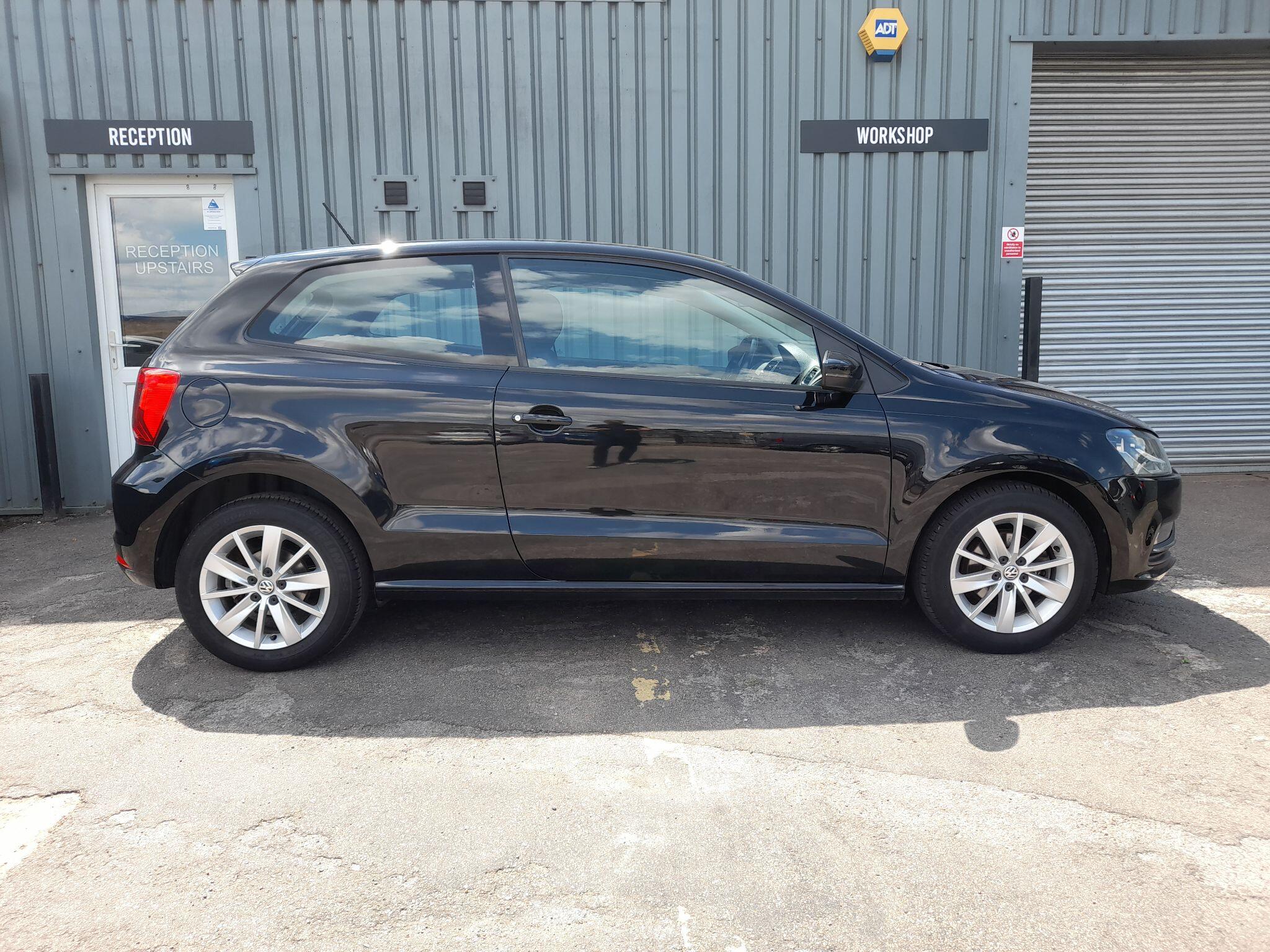 Volkswagen Polo 1.2 TSI BlueMotion Tech SE Euro 6 (s/s) 3dr 3dr Manual 2015