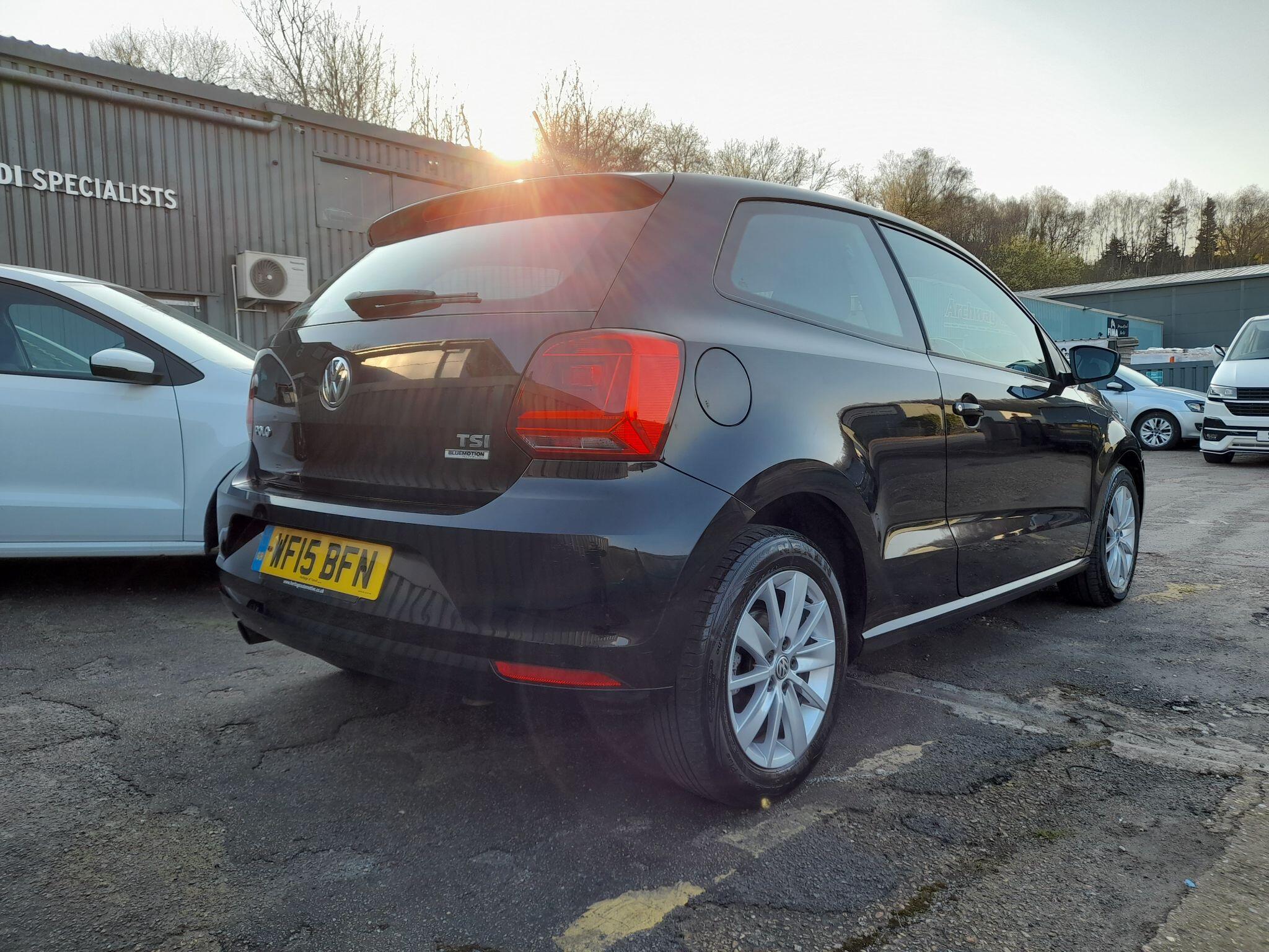 Volkswagen Polo 1.2 TSI BlueMotion Tech SE Euro 6 (s/s) 3dr 3dr Manual 2015