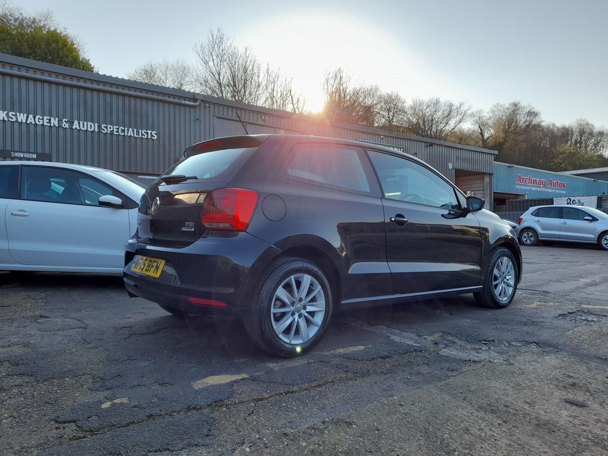 Volkswagen Polo 1.2 TSI BlueMotion Tech SE Euro 6 (s/s) 3dr 3dr Manual 2015