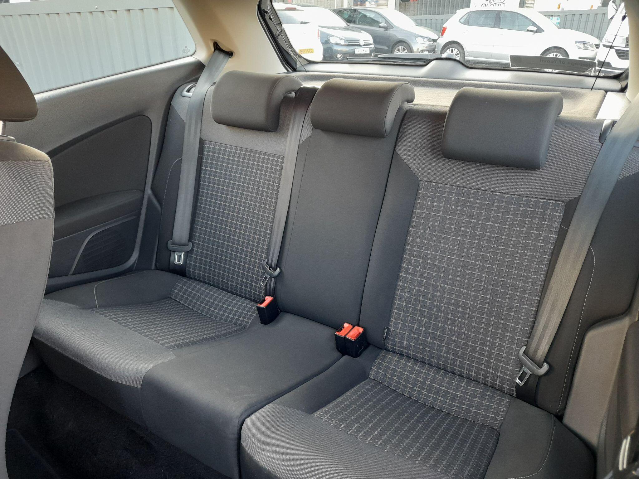 Volkswagen Polo 1.2 TSI BlueMotion Tech SE Euro 6 (s/s) 3dr 3dr Manual 2015