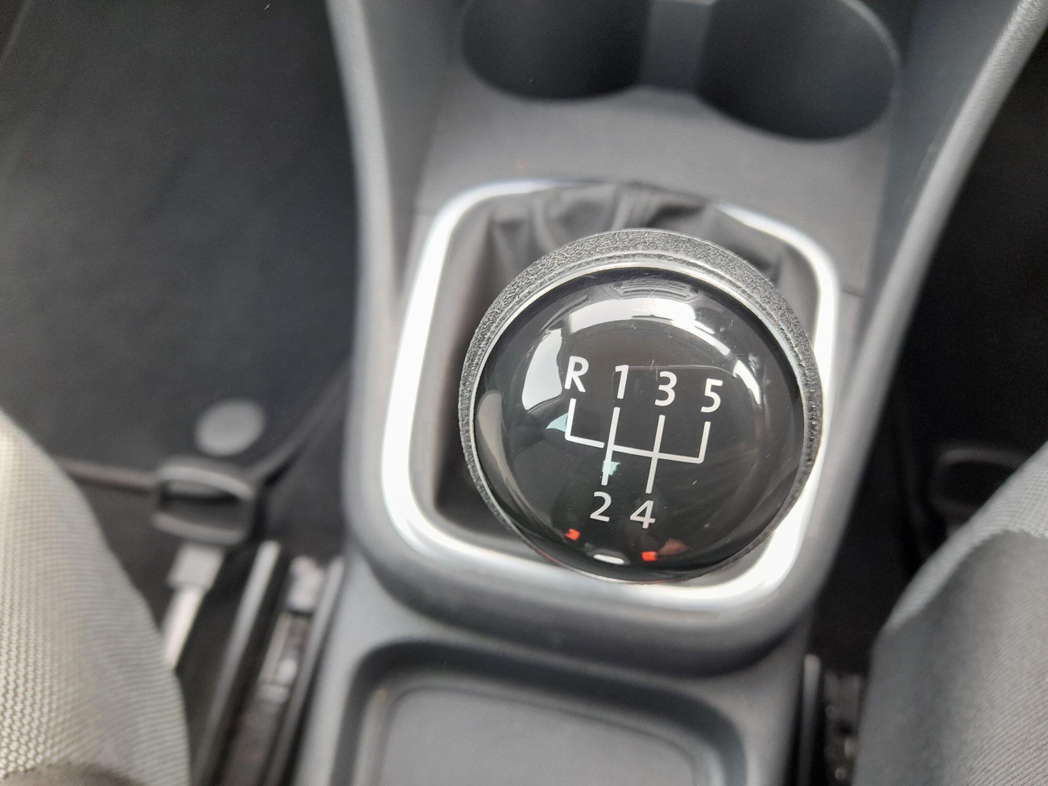 VOLKSWAGEN POLO 1.4 MATCH EURO 5 3DR 6,650 2013 53,300 WHITE 1.39L MANUAL PETROL... image 73