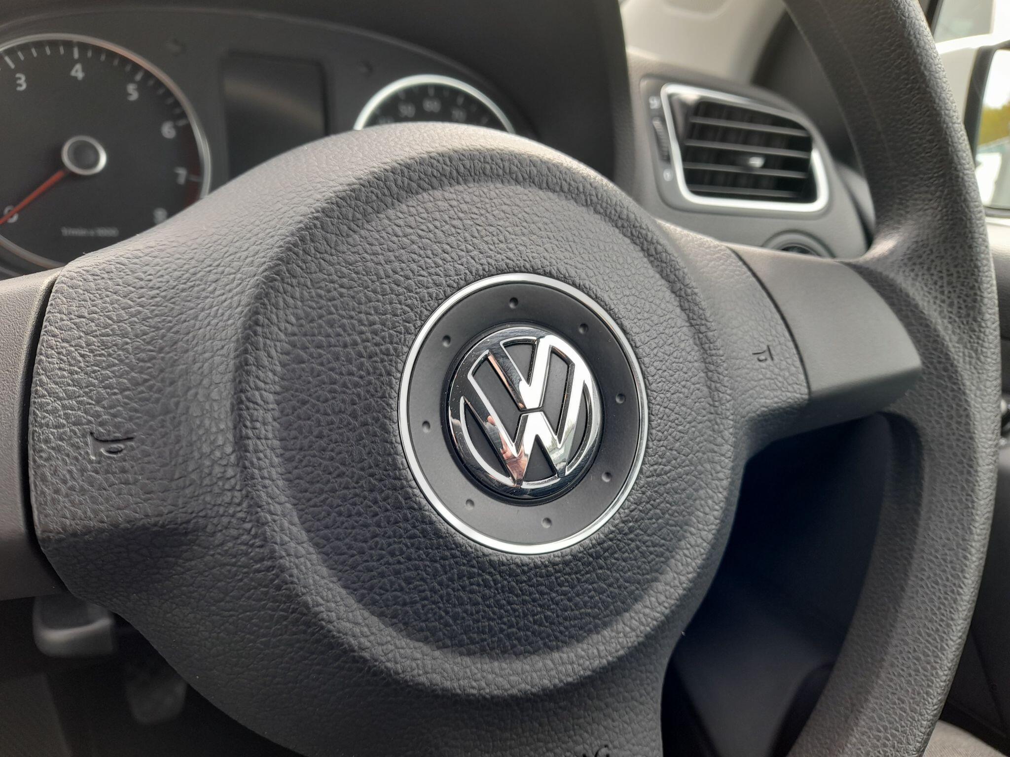 VOLKSWAGEN POLO 1.4 MATCH EURO 5 3DR 6,650 2013 53,300 WHITE 1.39L MANUAL PETROL... image 69