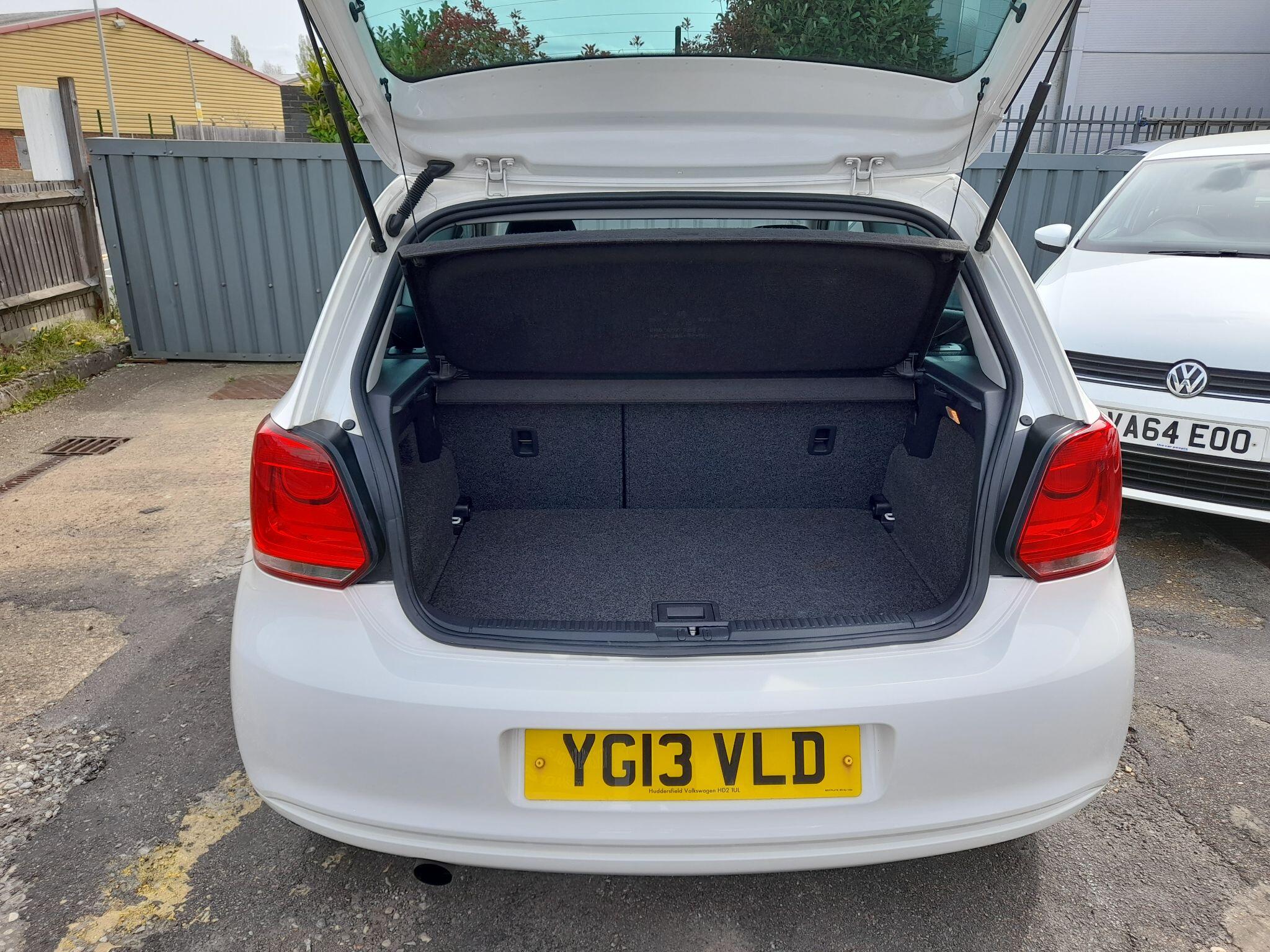 VOLKSWAGEN POLO 1.4 MATCH EURO 5 3DR 6,650 2013 53,300 WHITE 1.39L MANUAL PETROL... image 61