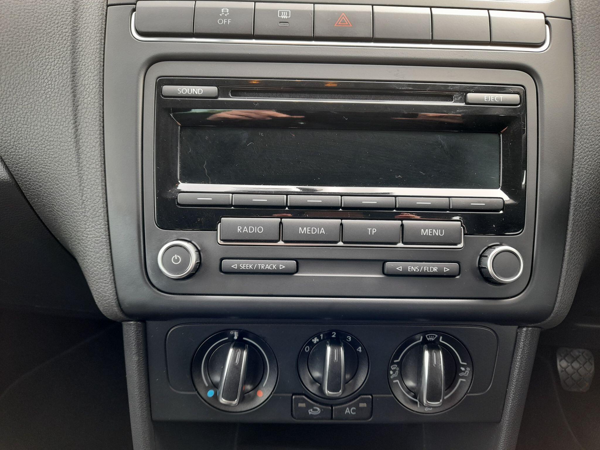 VOLKSWAGEN POLO 1.4 MATCH EURO 5 3DR 6,650 2013 53,300 WHITE 1.39L MANUAL PETROL... image 71