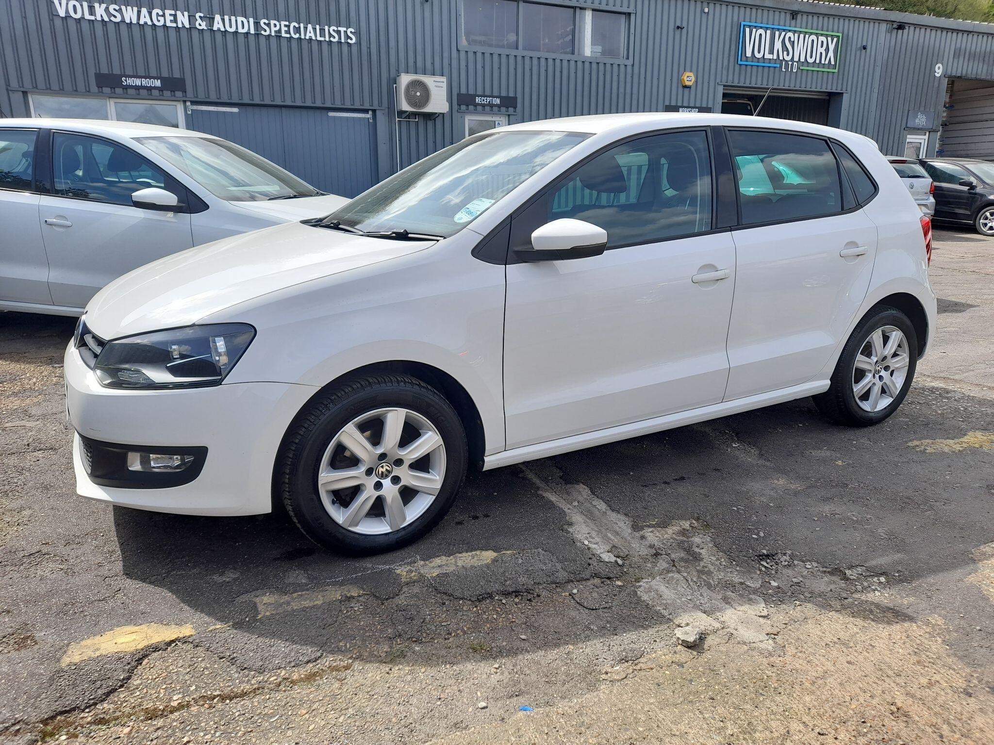 VOLKSWAGEN POLO 1.4 MATCH EURO 5 5DR 5,300 2011 74,260 WHITE 1.39L MANUAL PETROL... image 45
