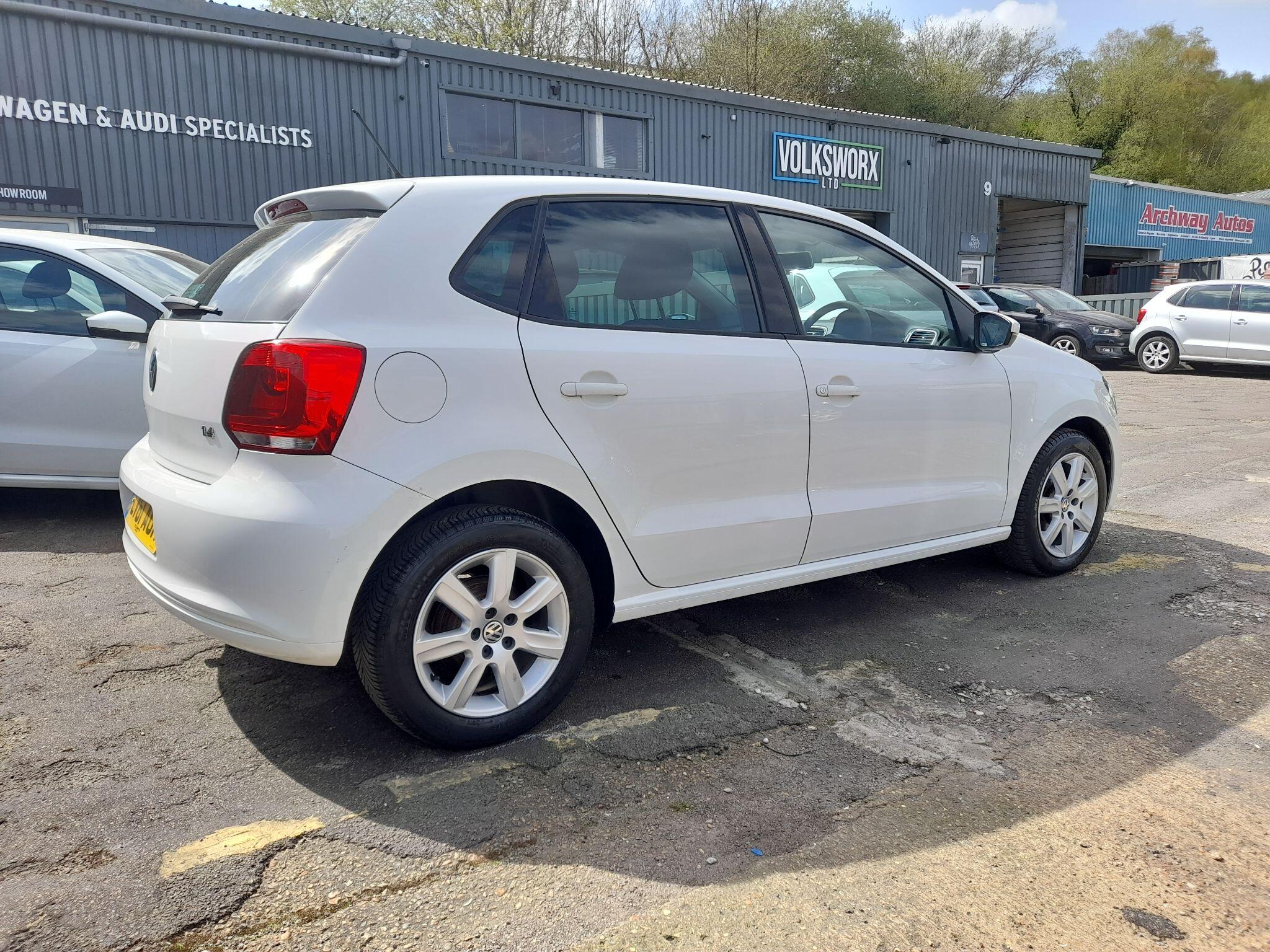 VOLKSWAGEN POLO 1.4 MATCH EURO 5 5DR 5,300 2011 74,260 WHITE 1.39L MANUAL PETROL... image 78