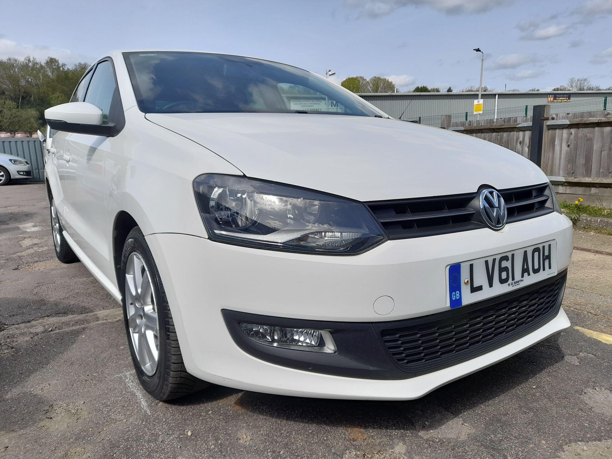 VOLKSWAGEN POLO 1.4 MATCH EURO 5 5DR 5,300 2011 74,260 WHITE 1.39L MANUAL PETROL... image 50
