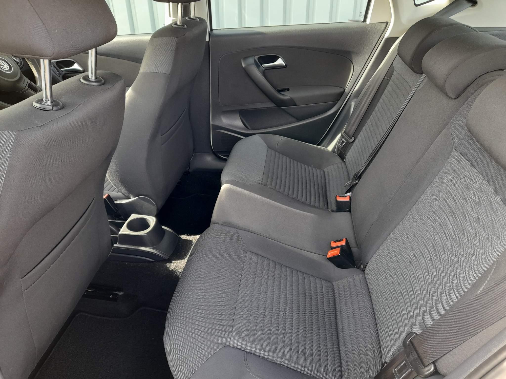 Volkswagen Polo 1.4 SE Euro 5 5dr 5dr Manual 2011