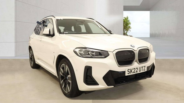 BMW iX3