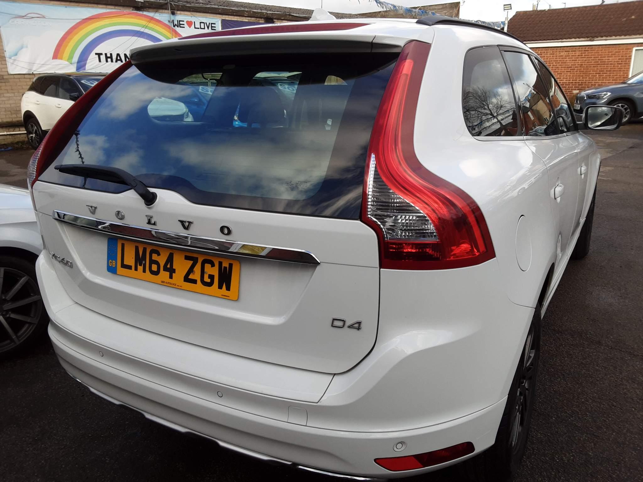 Used Volvo XC60 2.0 D4 SE Nav Geartronic Euro 6 (s/s) 5dr 2014 5dr  Automatic (LM64ZGW) | Car Motion