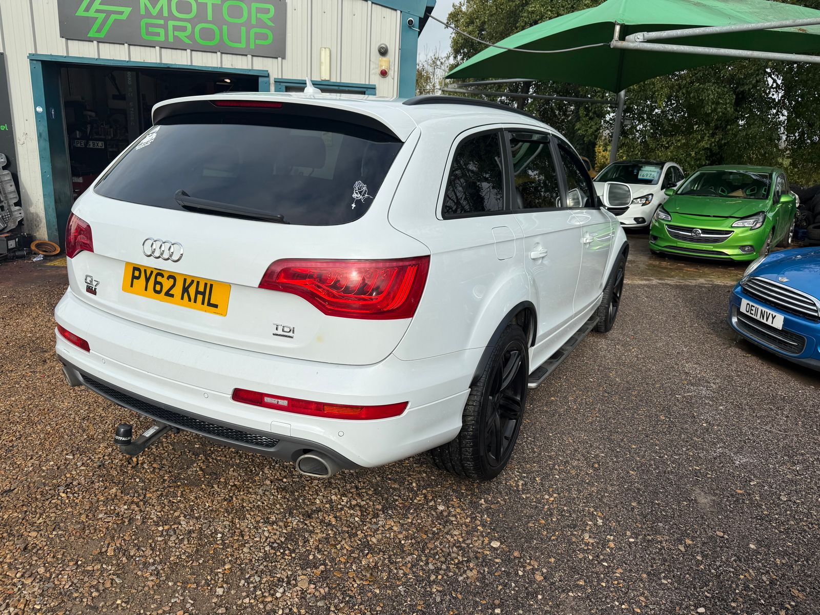 Audi Q7 3.0 TDI V6 S line Plus SUV 5dr Diesel Tiptronic quattro Euro 5 (s/s) (245 ps) 5dr Automatic 2012