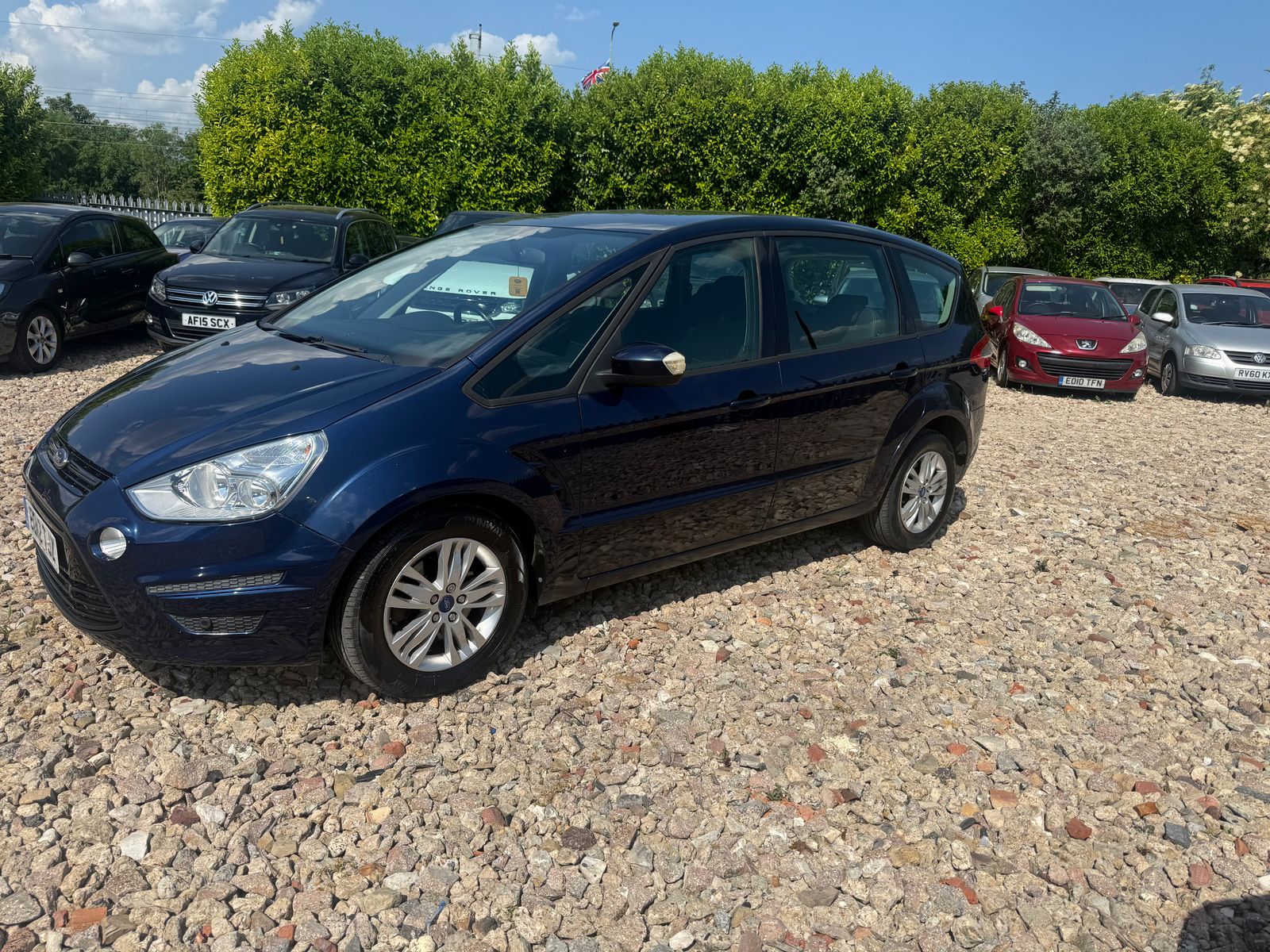 Ford S-Max 2.0 TDCi Zetec MPV 5dr Diesel Powershift Euro 5 (140 ps) 5dr Automatic 2012