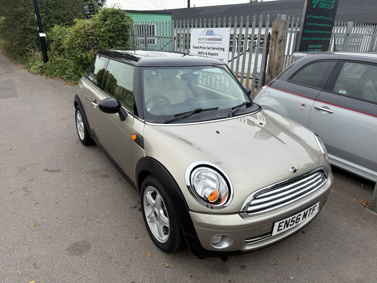 MINI Hatch 1.6 Cooper Hatchback 3dr Petrol Steptronic Euro 4 (120 ps) 3dr Automatic 2007