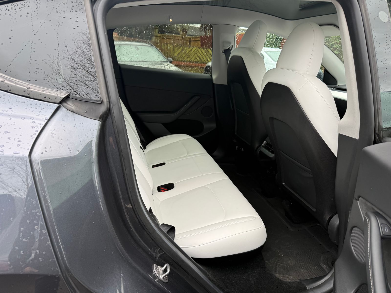 Tesla Model Y (Dual Motor) Long Range SUV 5dr Electric Auto 4WDE (384 bhp) 5dr Automatic 2022