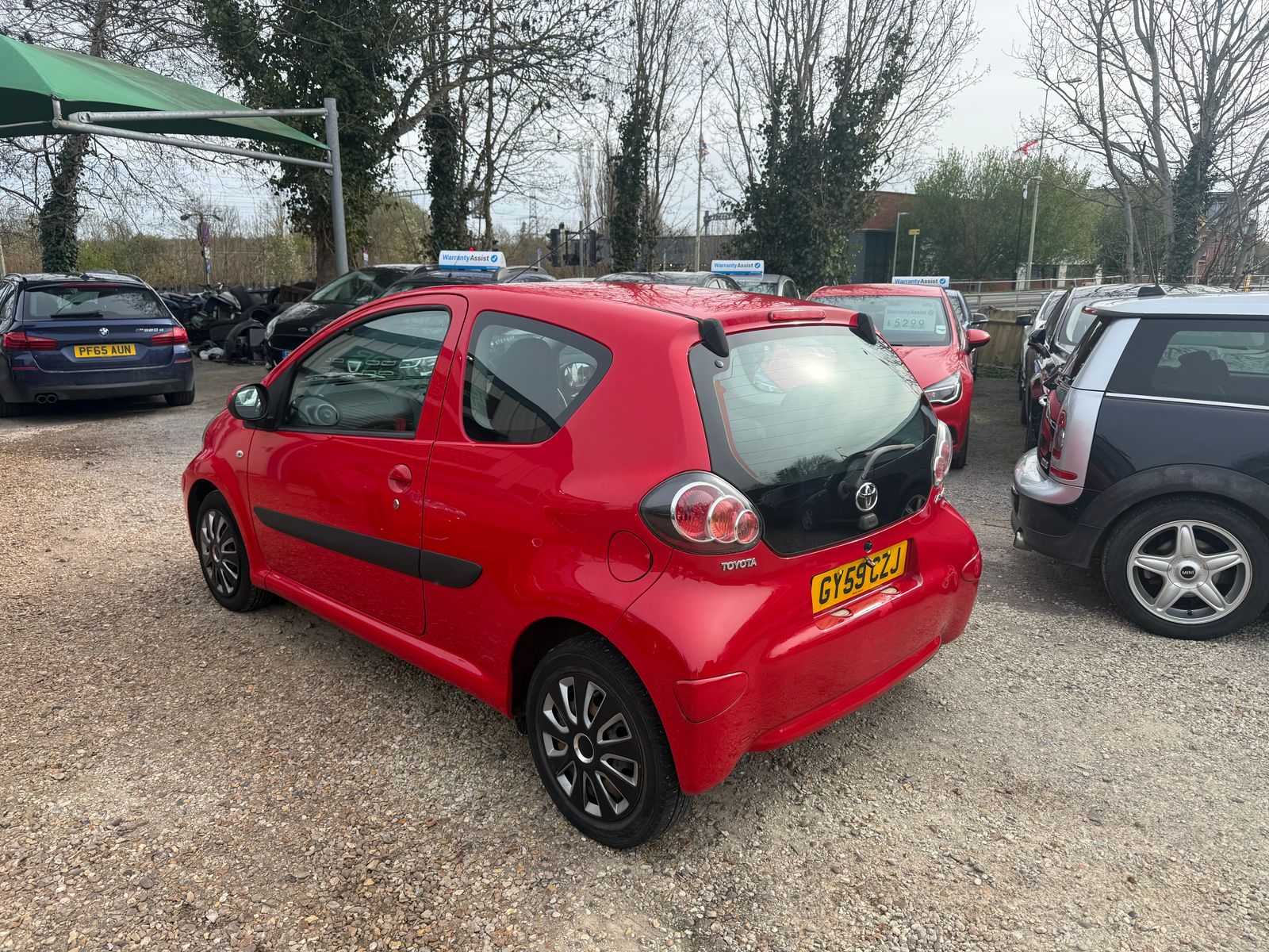 Toyota Aygo 1.0 VVT-i + Hatchback 3dr Petrol MultiMode Euro 4 (67 bhp) 3dr Automatic 2009